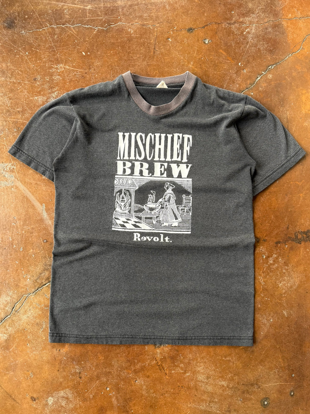 90s Mischief Brew "revolt" band shirt (MEDIUM)