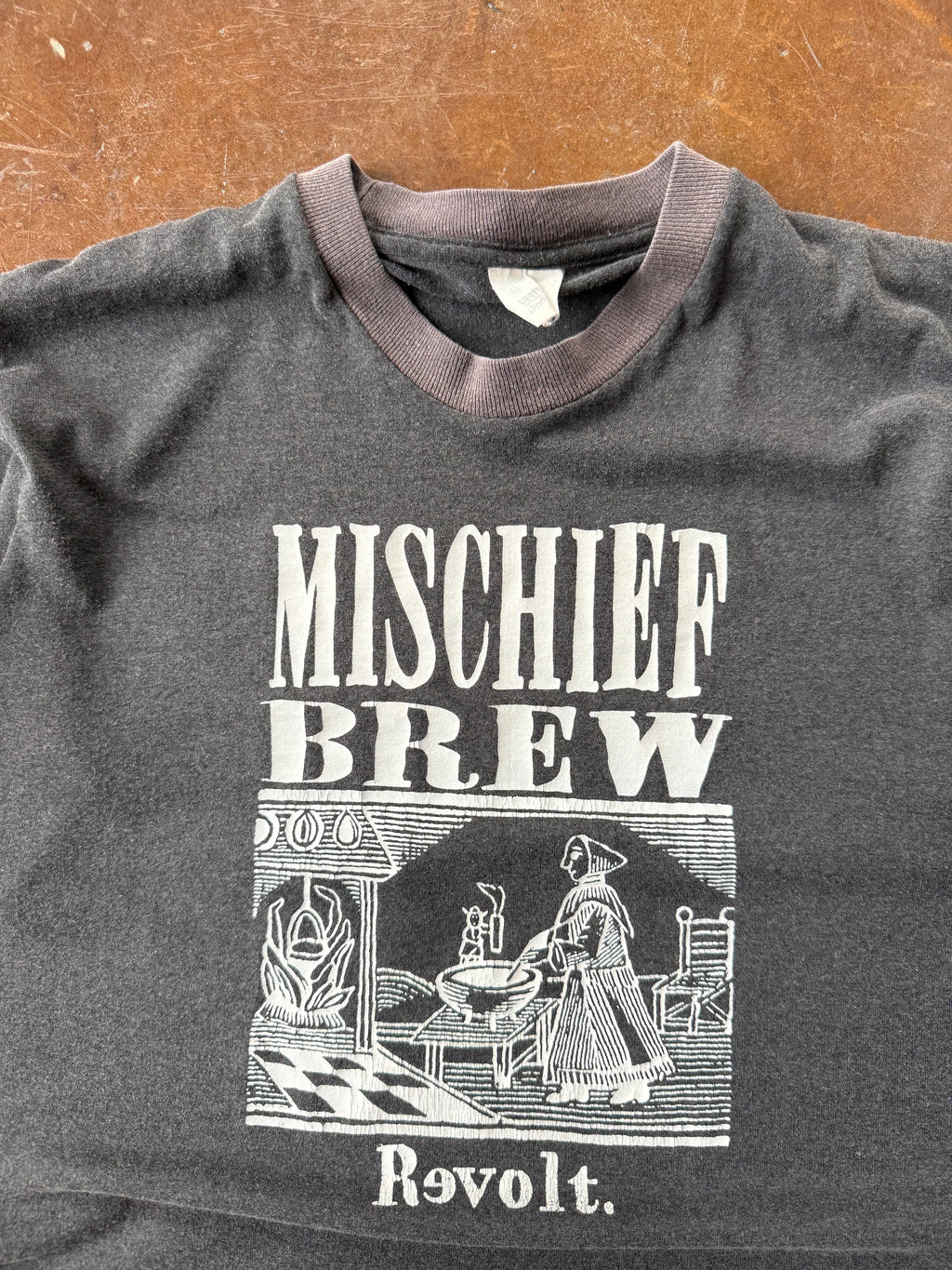 90s Mischief Brew "revolt" band shirt (MEDIUM)