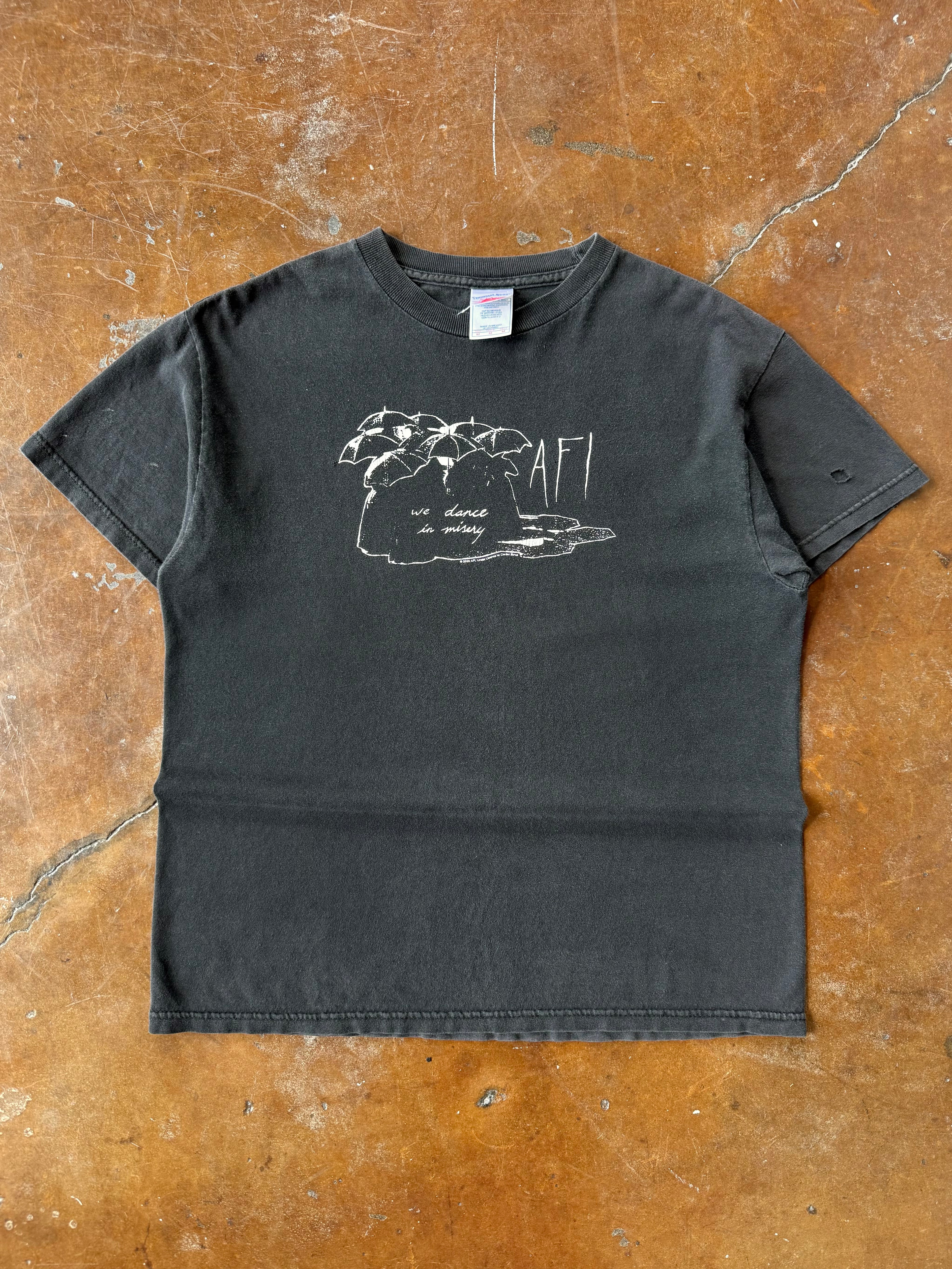 2005 AFI "we dance in misery" band shirt (MEDIUM)