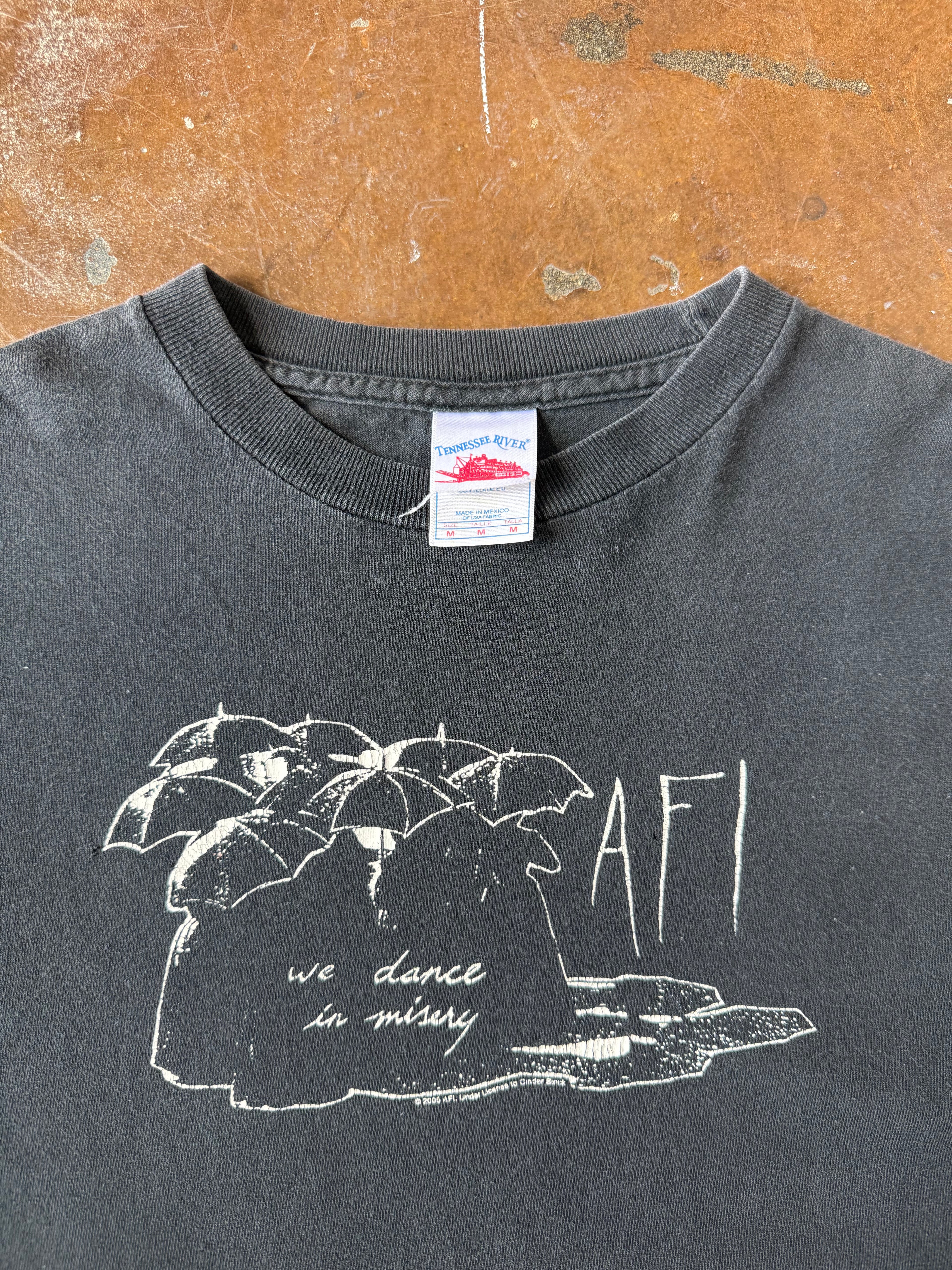 2005 AFI "we dance in misery" band shirt (MEDIUM)