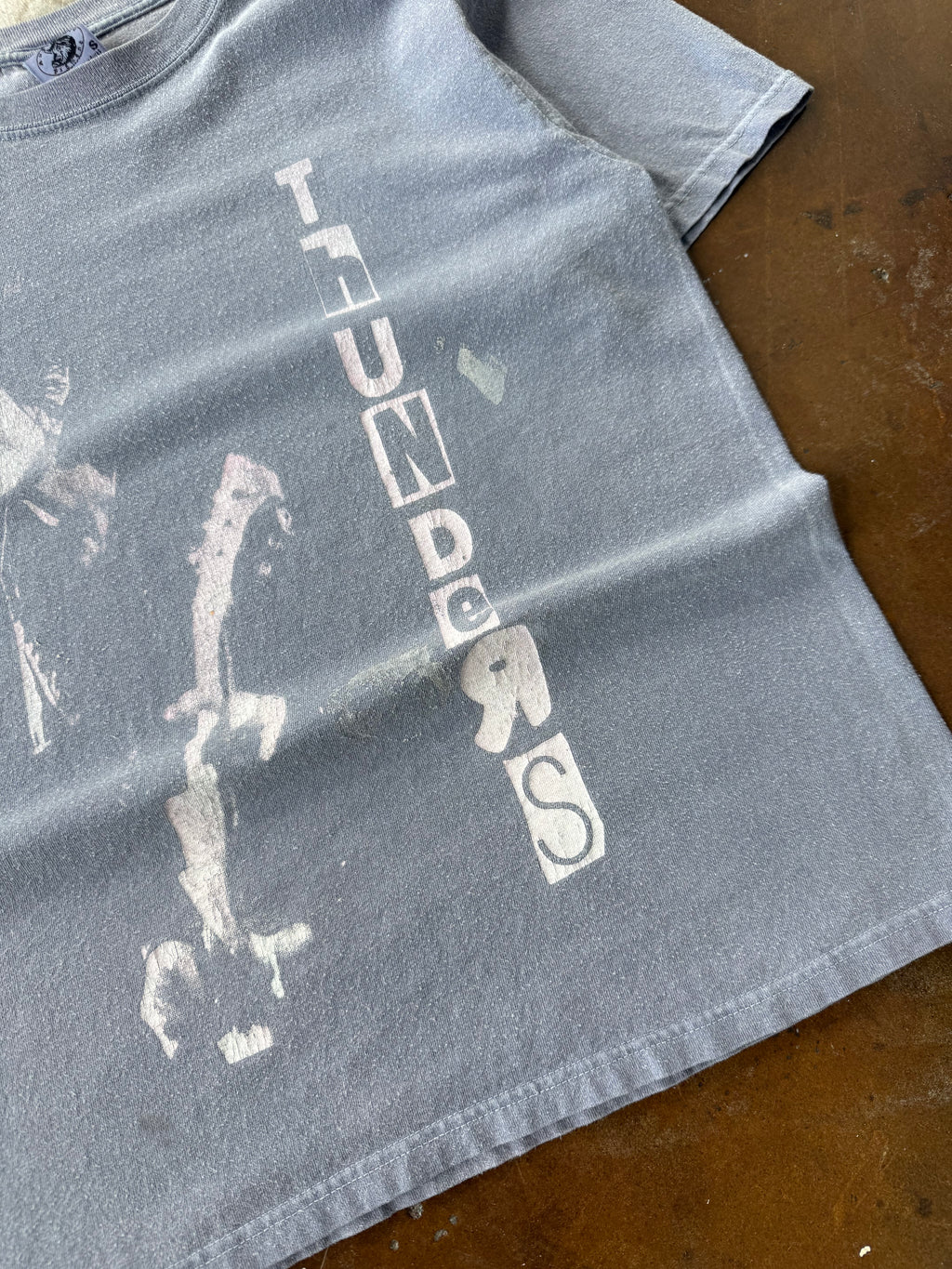 2000s Johnny Thunders guitarist shirt (SMALL)
