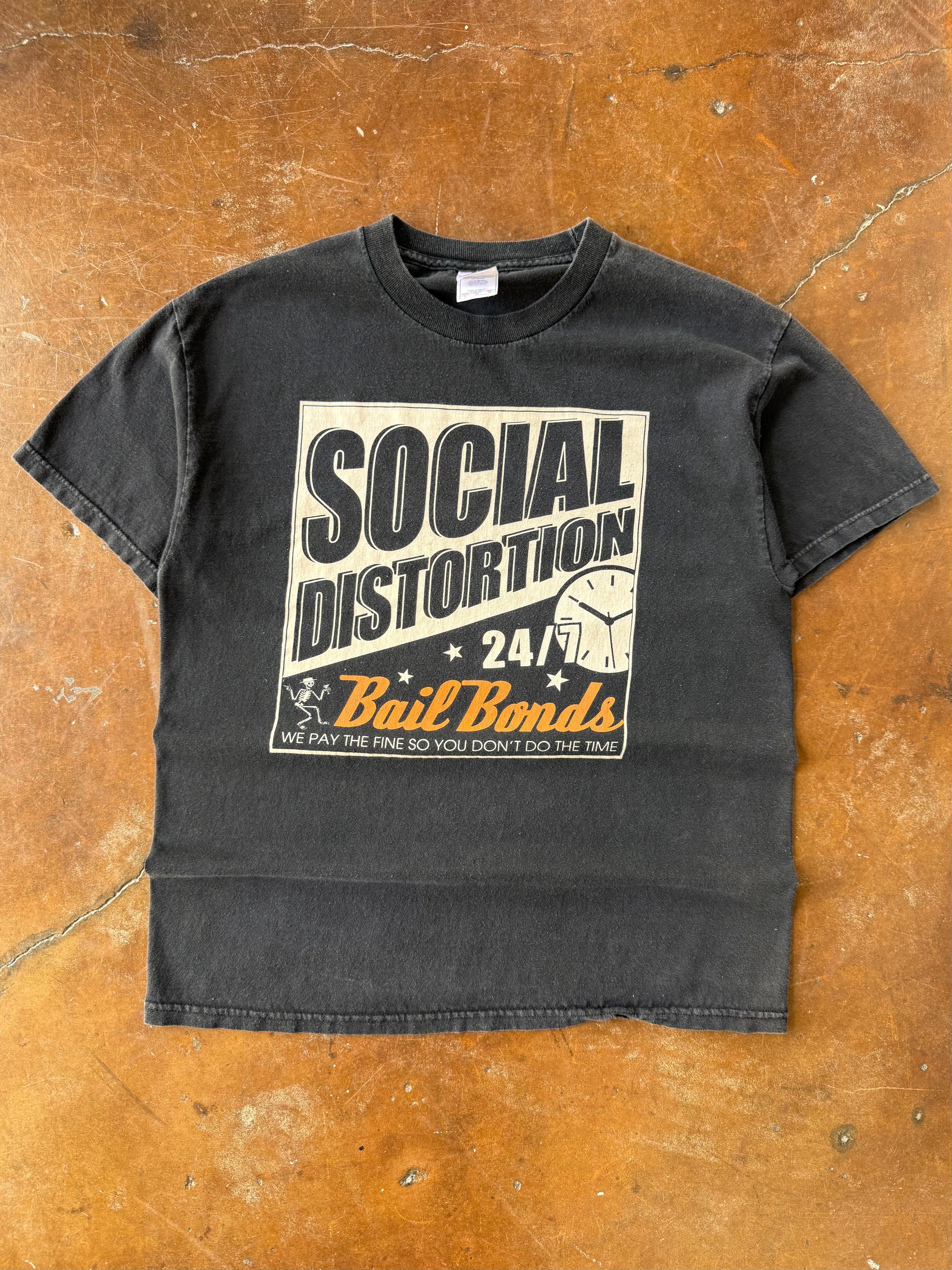 2000s Social Distortion "bail bonds" shirt (LARGE)