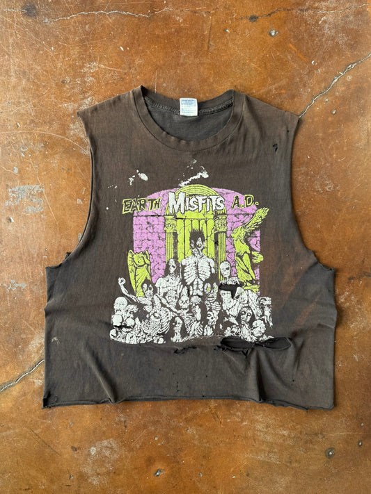 90s faded & distressed Misfits cut-off band shirt (XL)