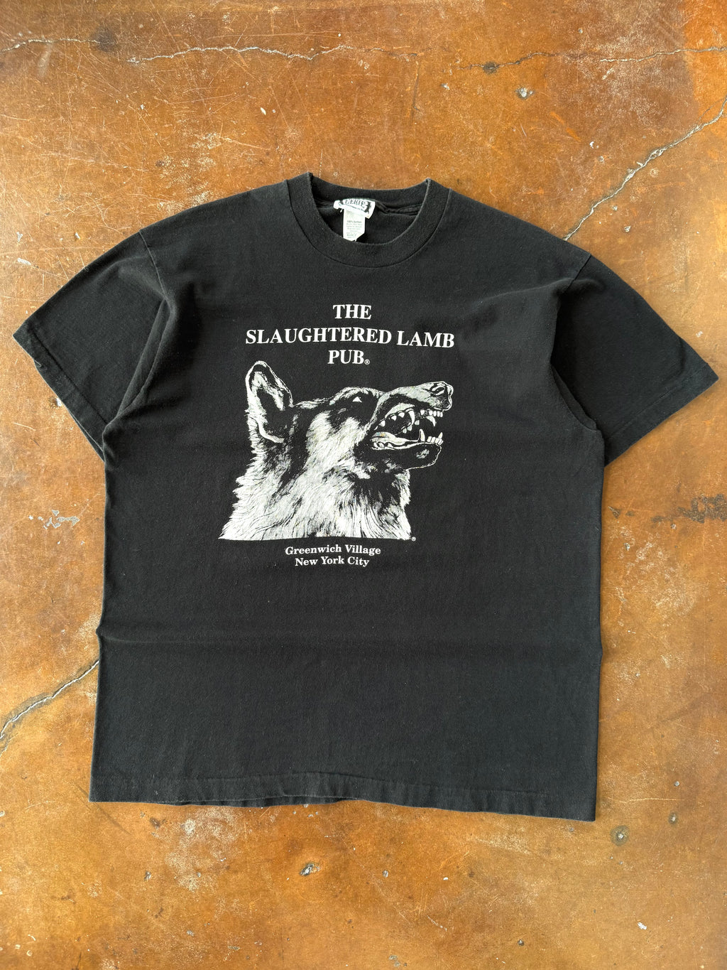 90s Slaughtered Lamb Pub "greenwich village" shirt (XL)