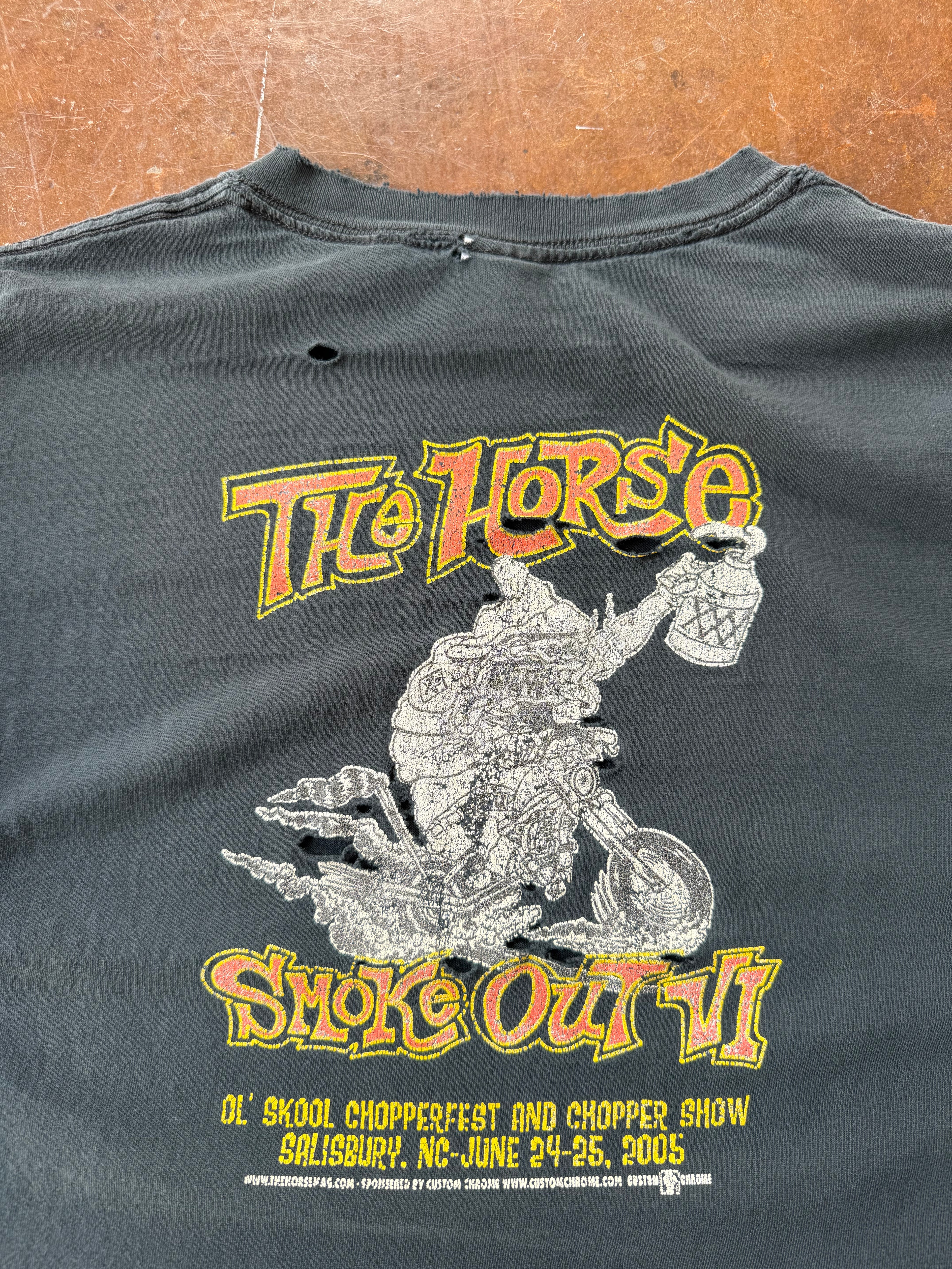 2005 distressed The Horse Smoke Out "ratfink" biker shirt (LARGE)