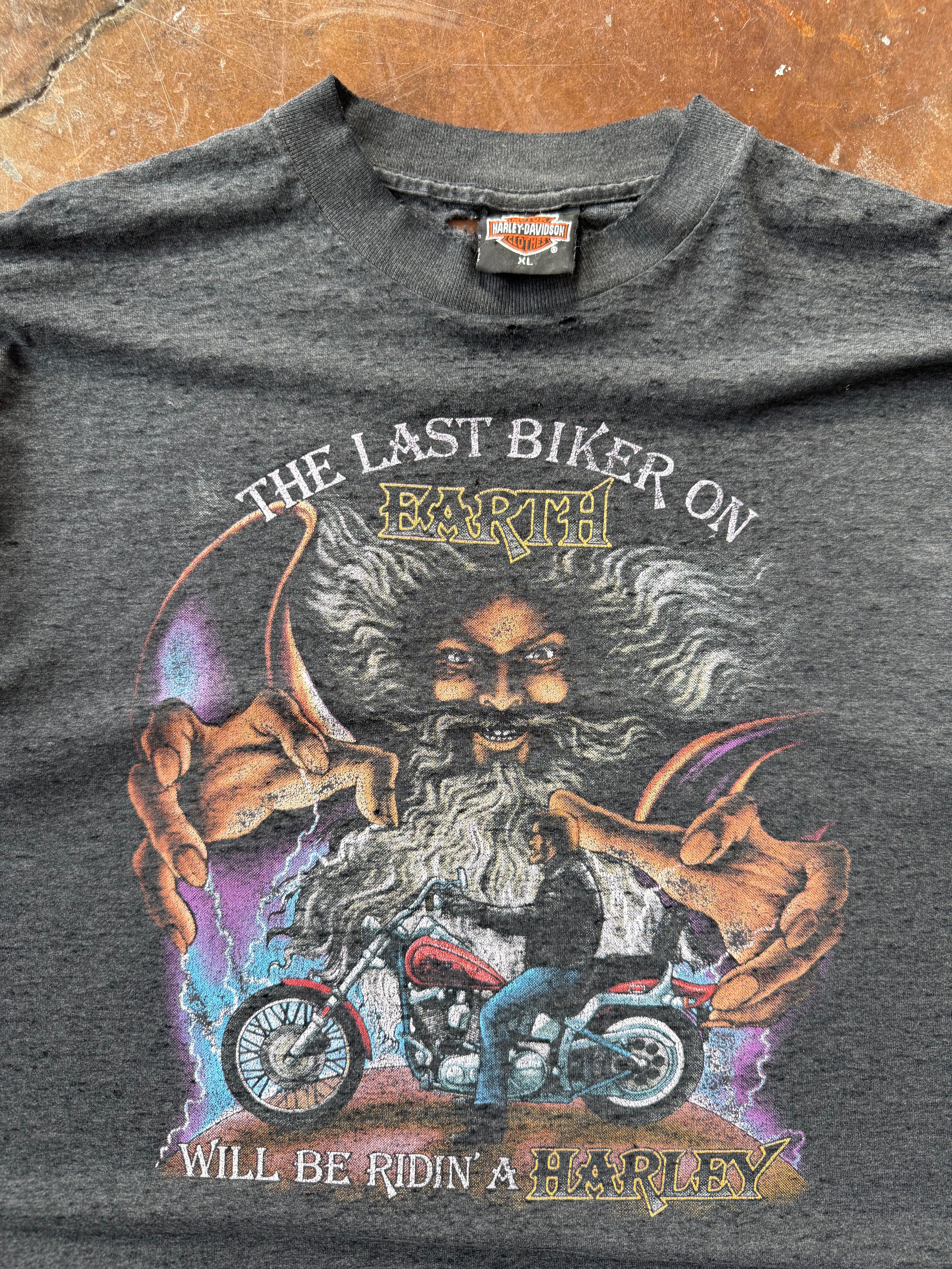 90s faded Harley Davidson "last biker on earth" biker shirt (XL)