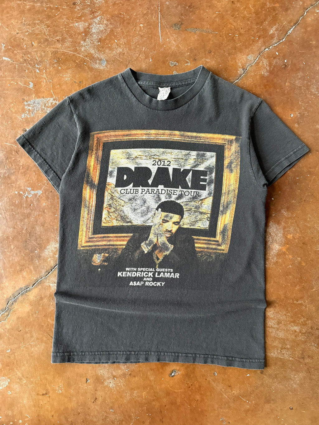 2012 Drake "club paradise" tour rap shirt (SMALL)
