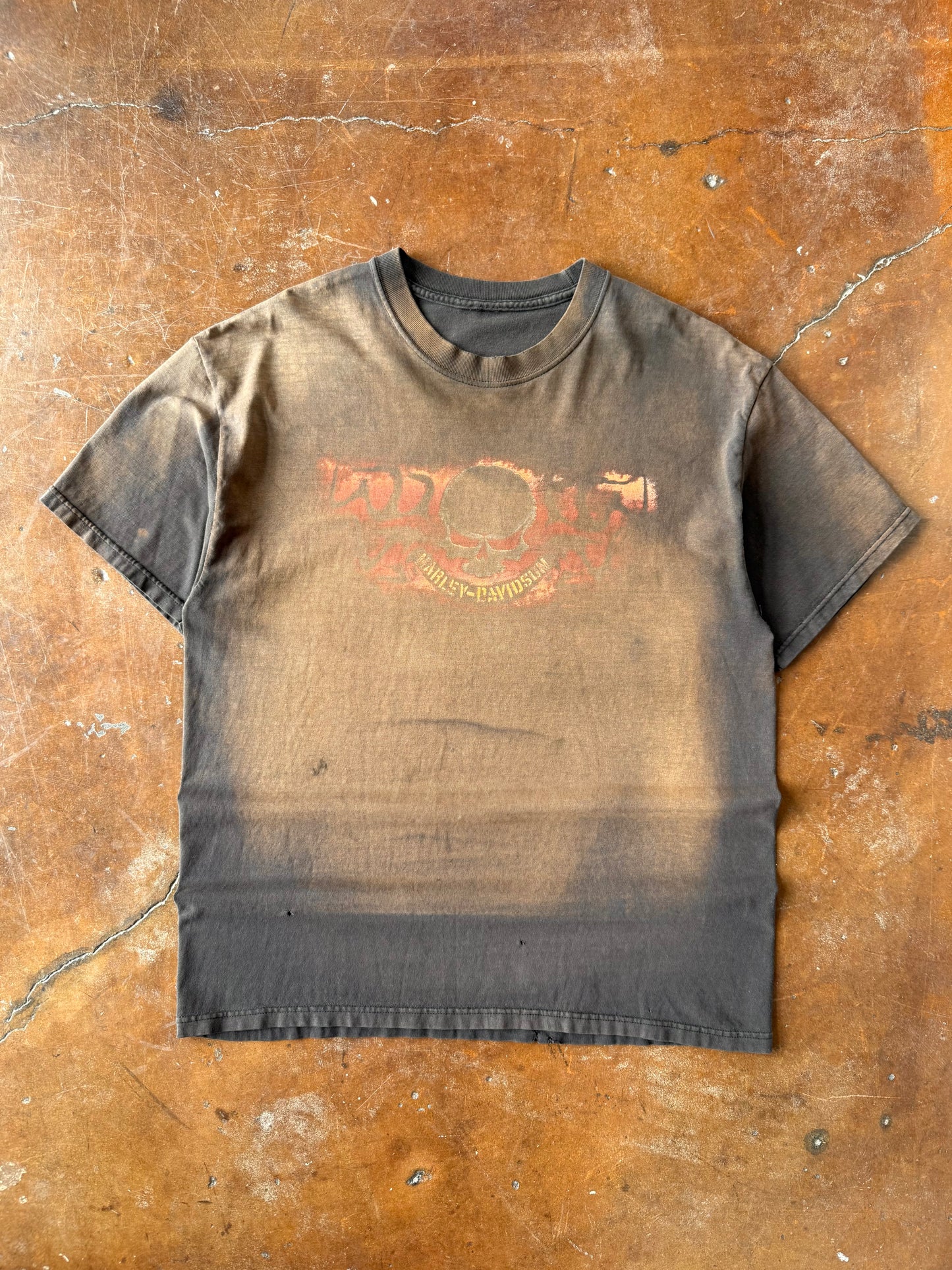 2000s faded Harley Davidson "flame skull" biker shirt (LARGE)