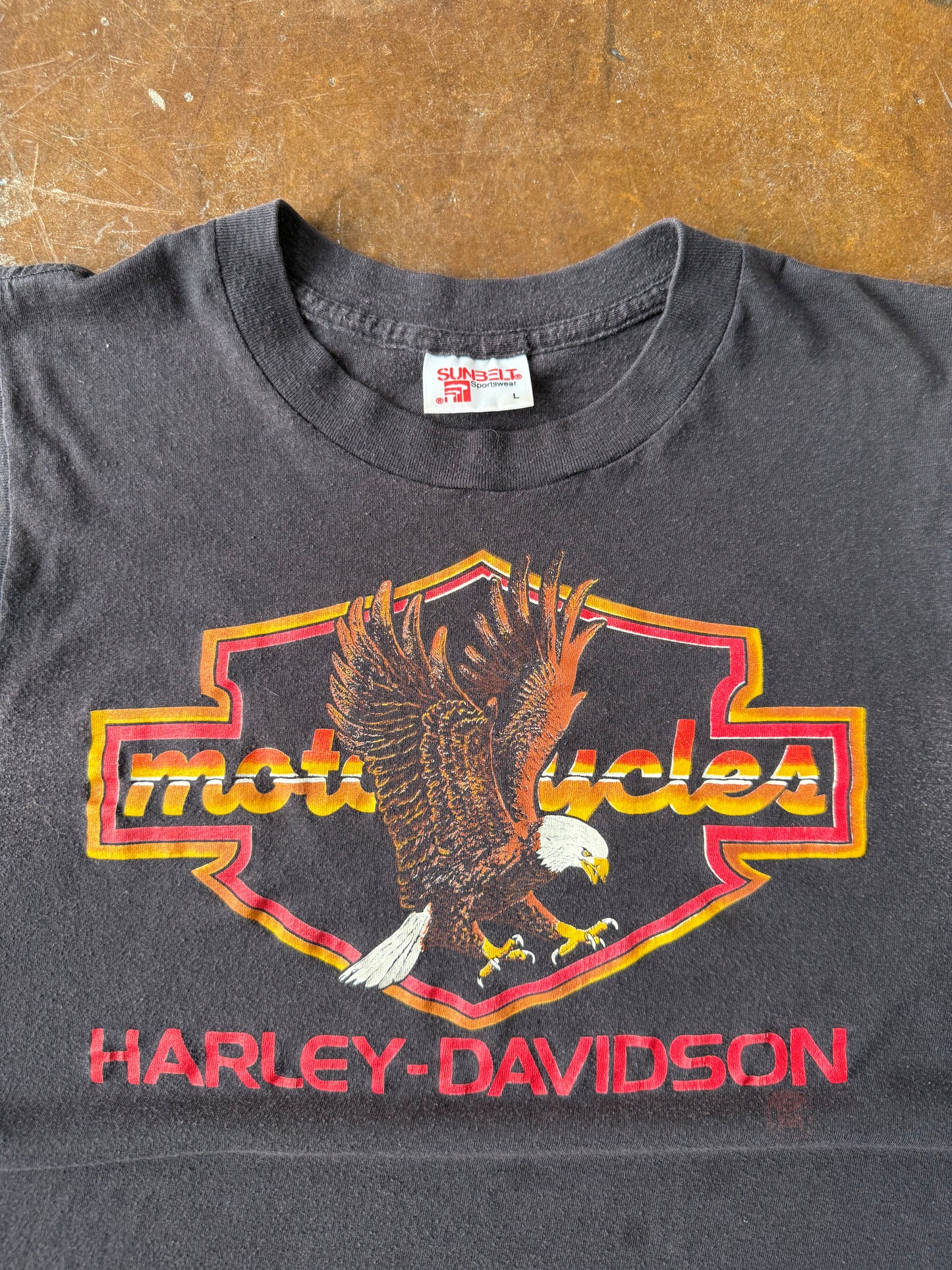 80s Harley Davidson "eagle emblem" sleeveless shirt (LARGE)