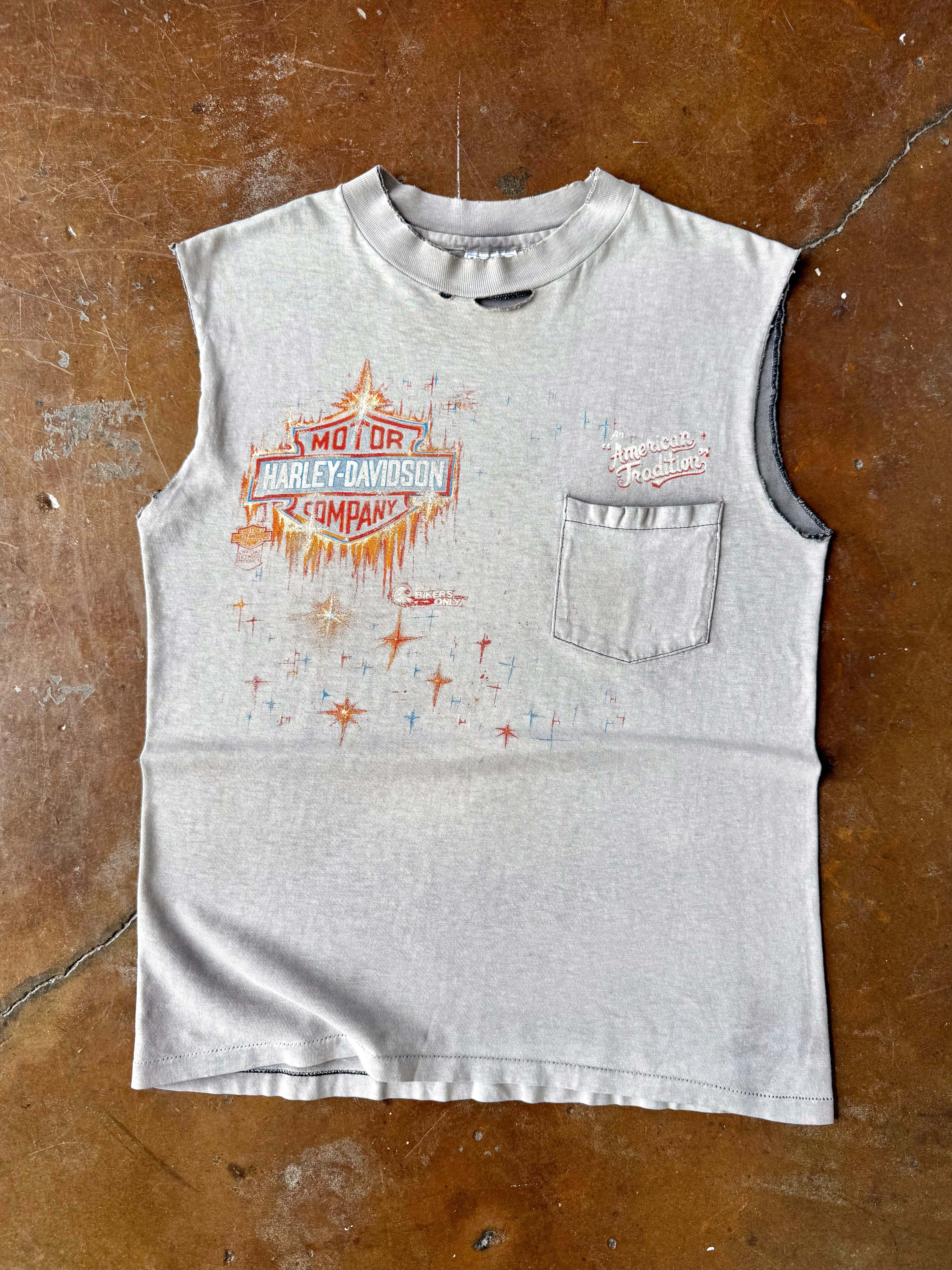80s faded & lightly distressed Harley Davidson "shining shield" pocket cut-off shirt (MEDIUM)