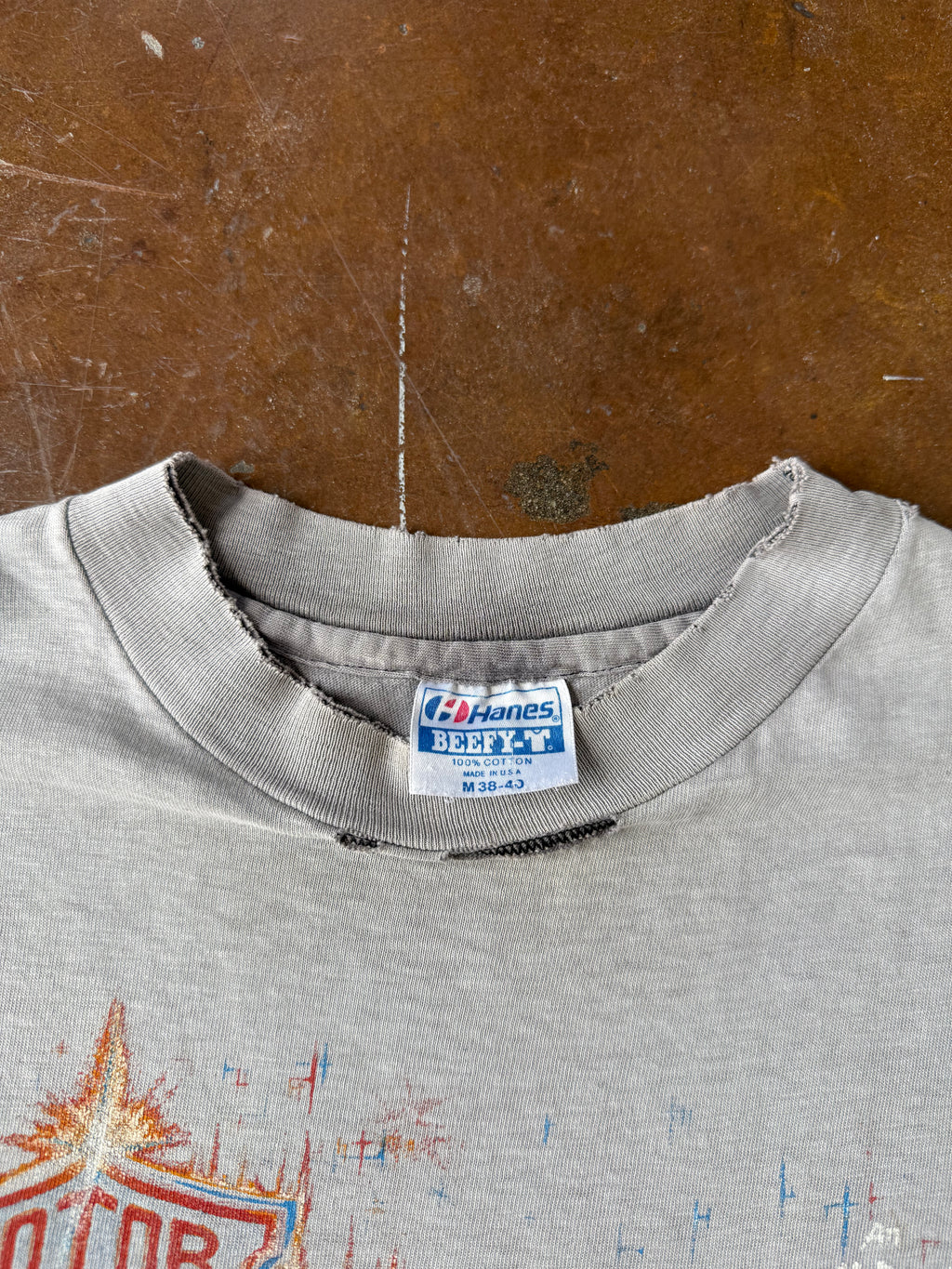 80s faded & lightly distressed Harley Davidson "shining shield" pocket cut-off shirt (MEDIUM)