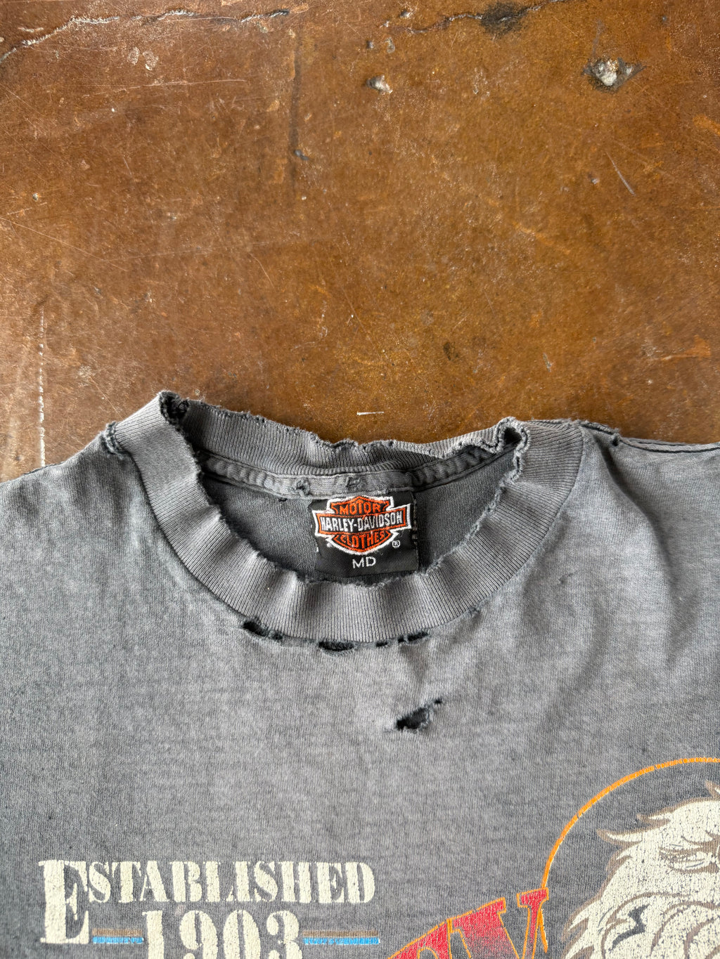 90s faded & distressed Harley Davidson "eagle" cut-off shirt (MEDIUM)