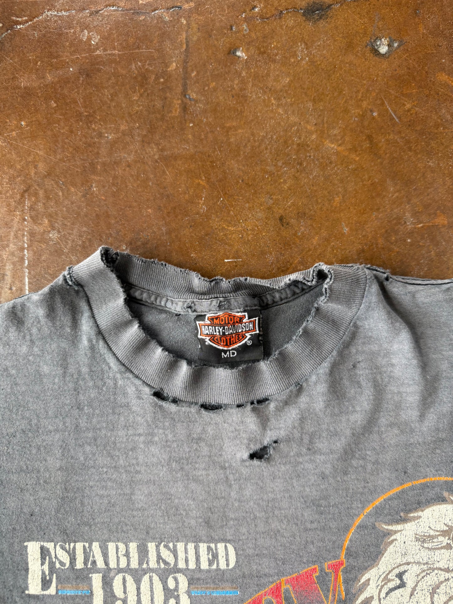 90s faded & distressed Harley Davidson "eagle" cut-off shirt (MEDIUM)