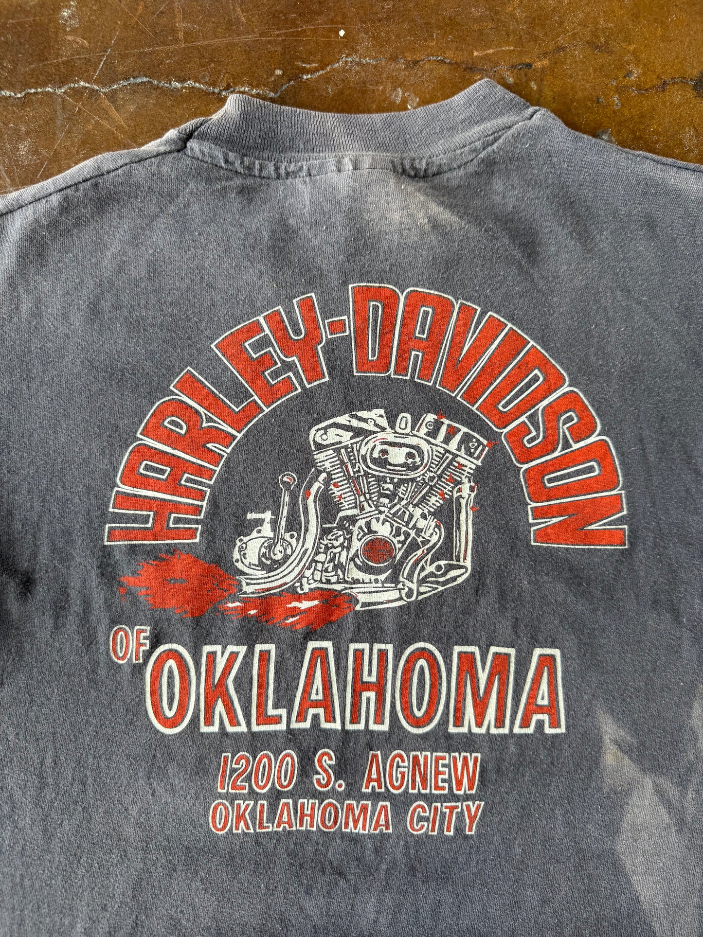 80s faded Harley Davidson "ride hard, dies free" biker shirt (MEDIUM)