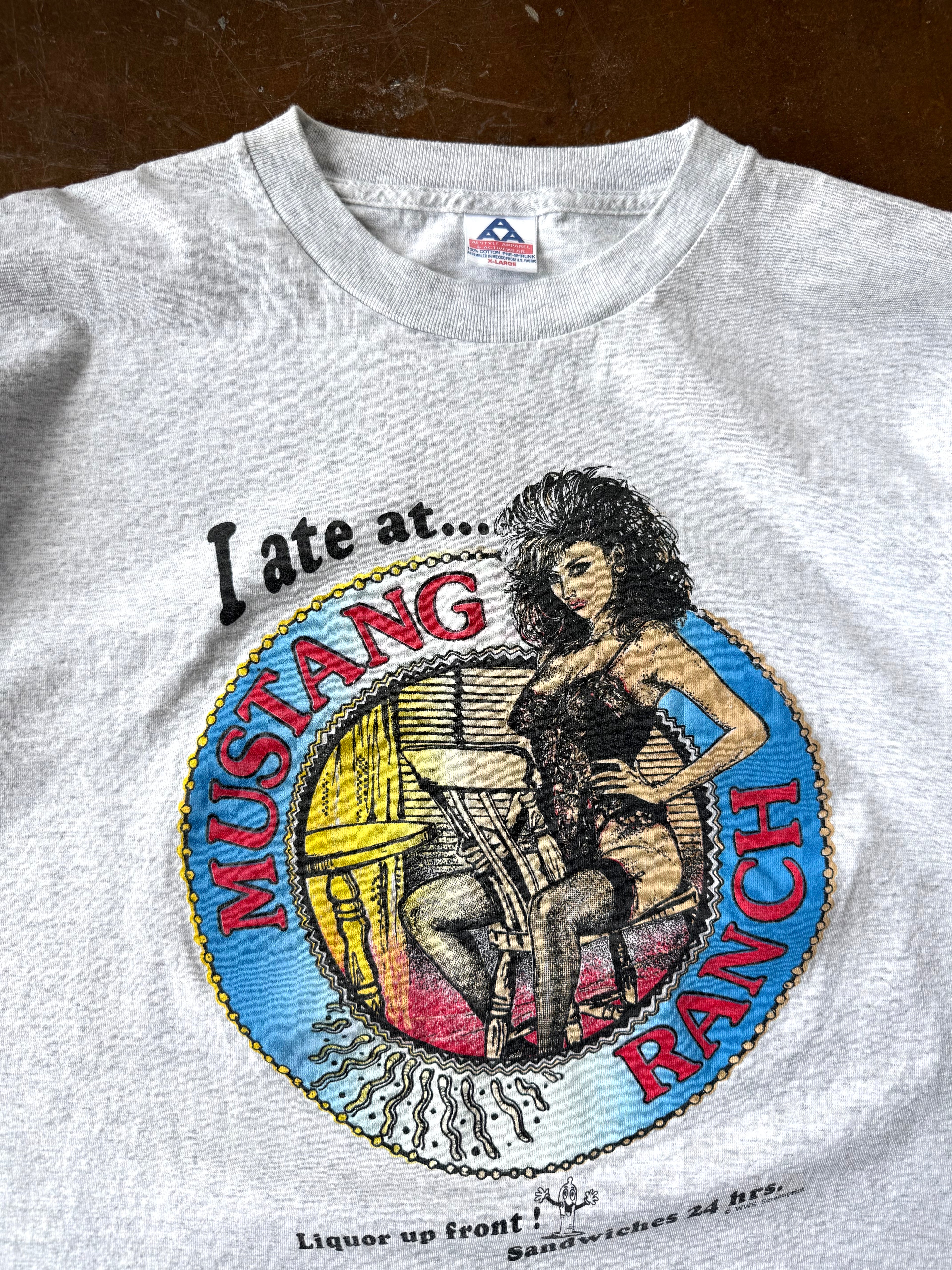 2000s Mustang Ranch "I ate at..." raunchy bar shirt (XL)