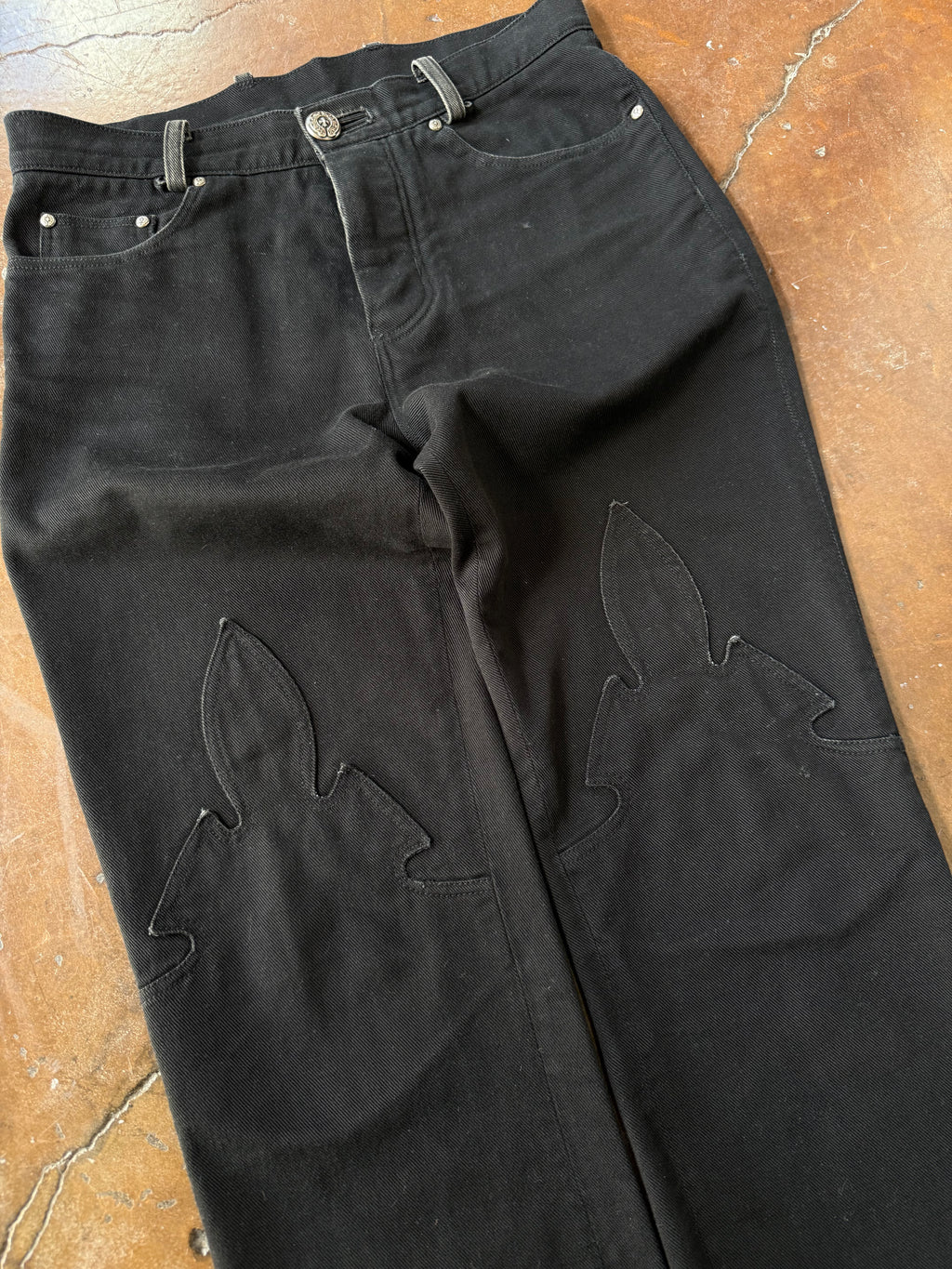 2000s Chrome Hearts "fleur knee" jeans (31 x 30)