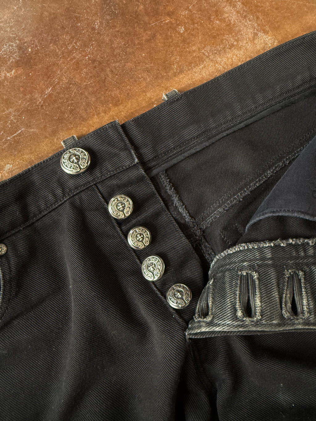 2000s Chrome Hearts "fleur knee" jeans (31 x 30)