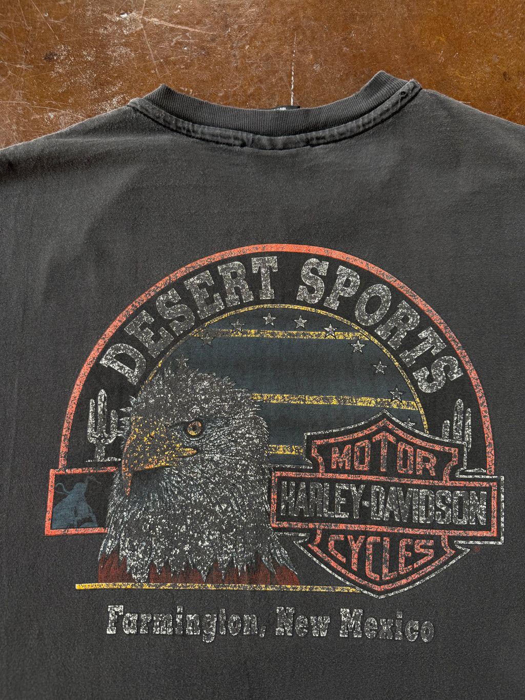 90s faded Harley Davidson "great southwest" biker cut-off shirt (XL)