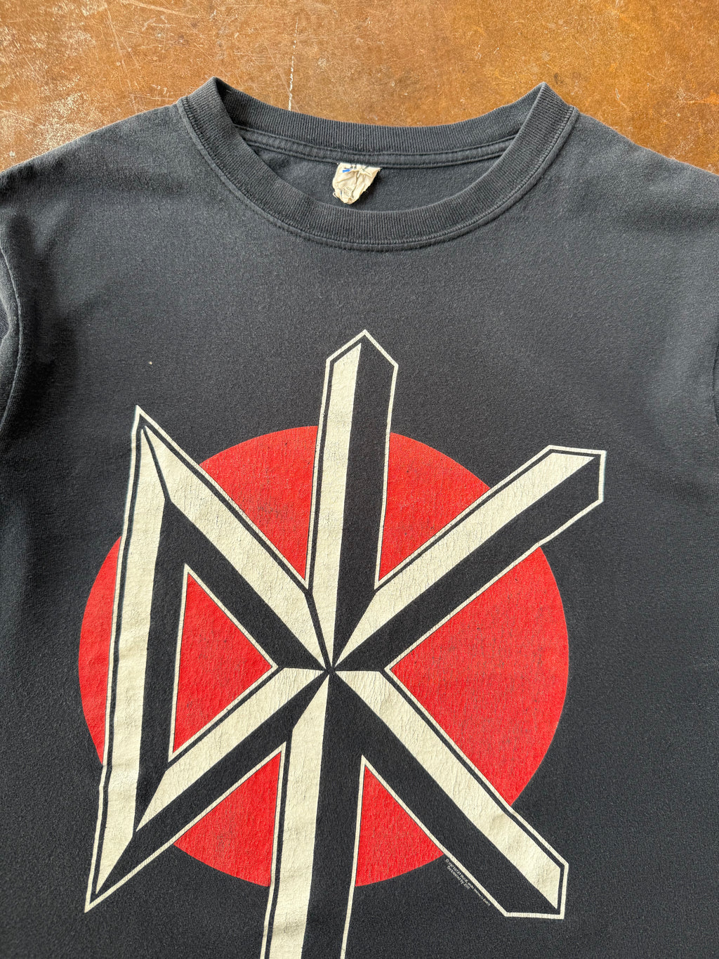 2000s Dead Kennedys band shirt (MEDIUM)