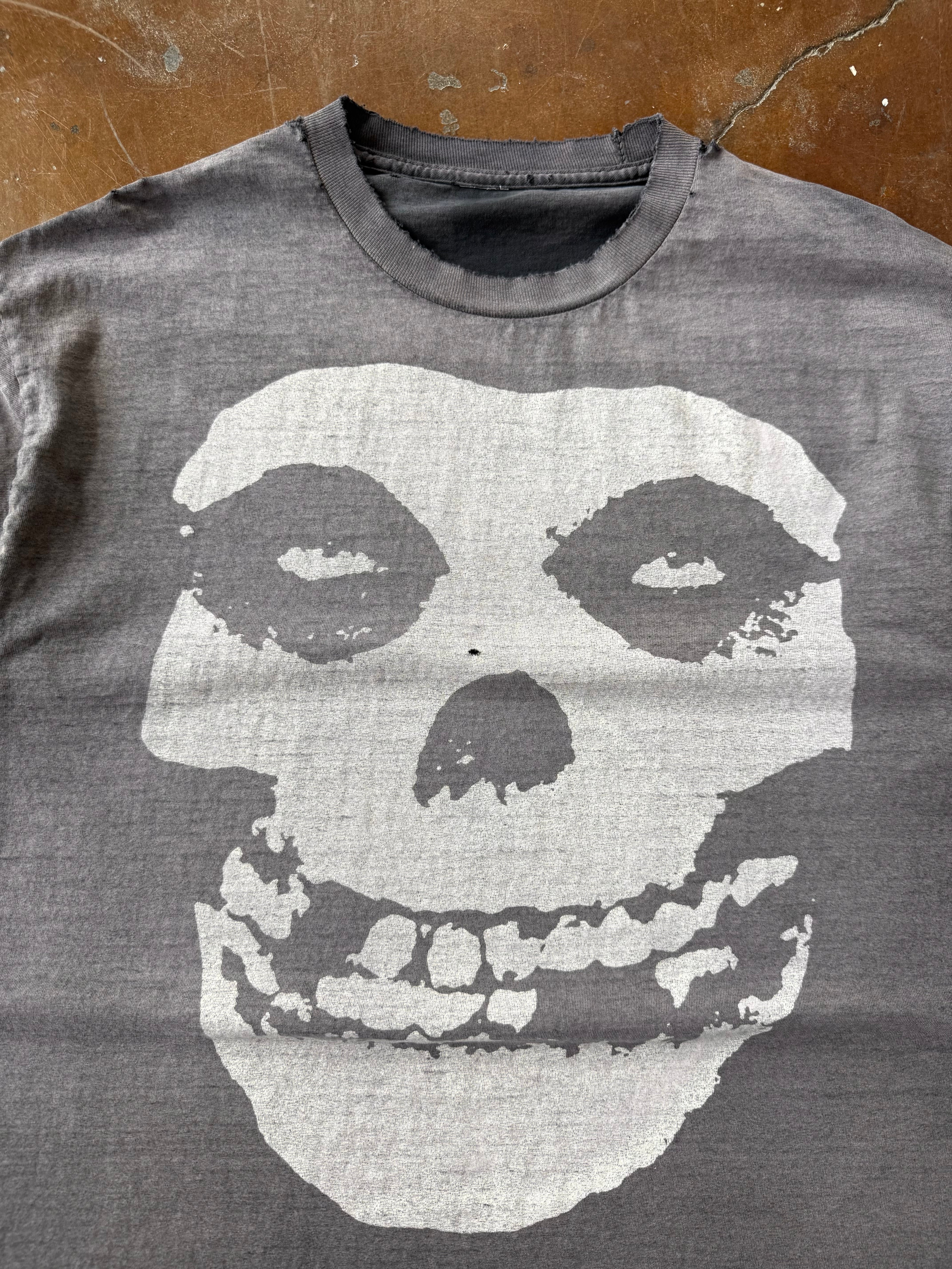 2000s faded Misfits "ghost fiend big face" band shirt (XL)