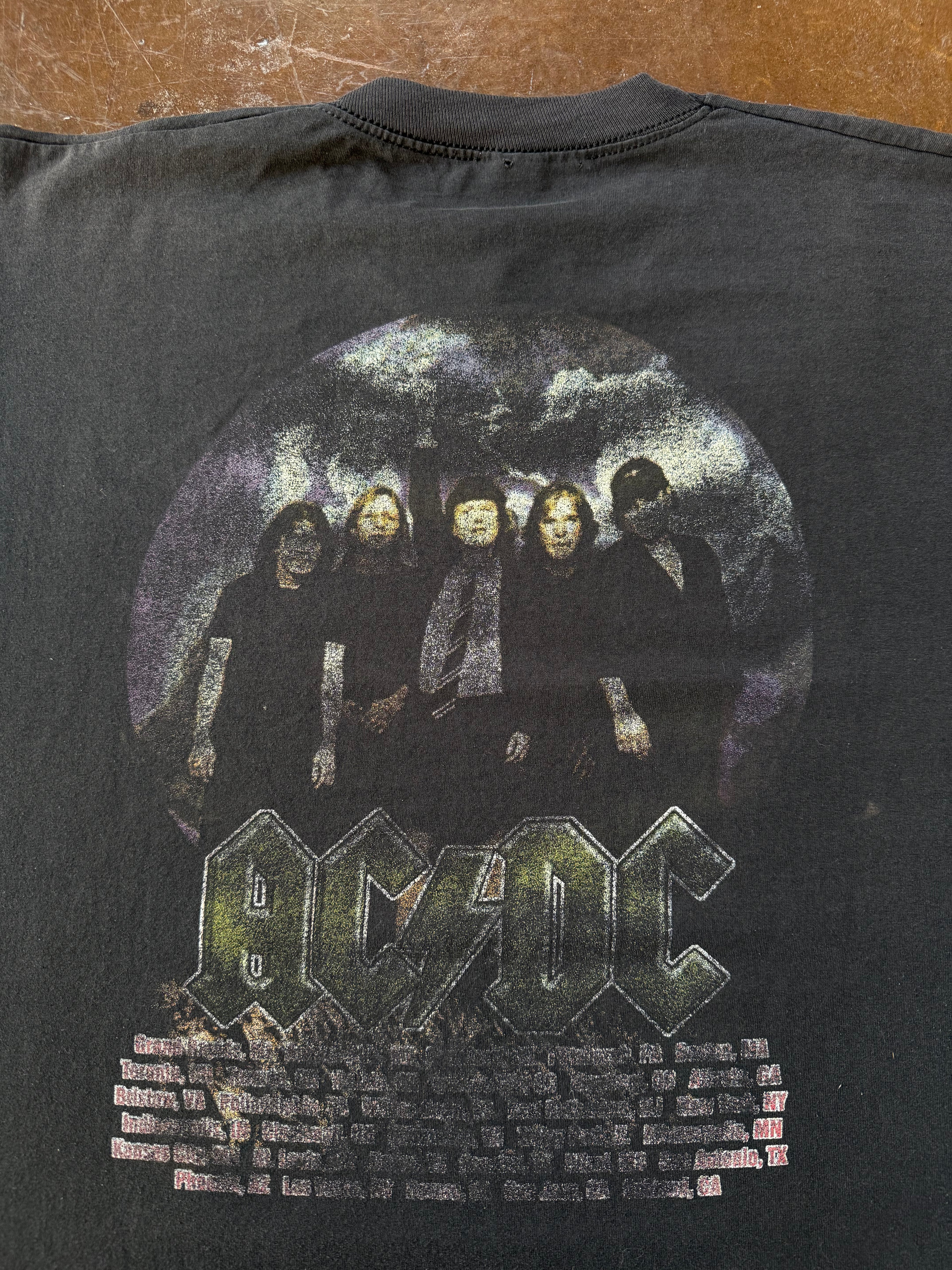90s AC/DC band shirt (XL)
