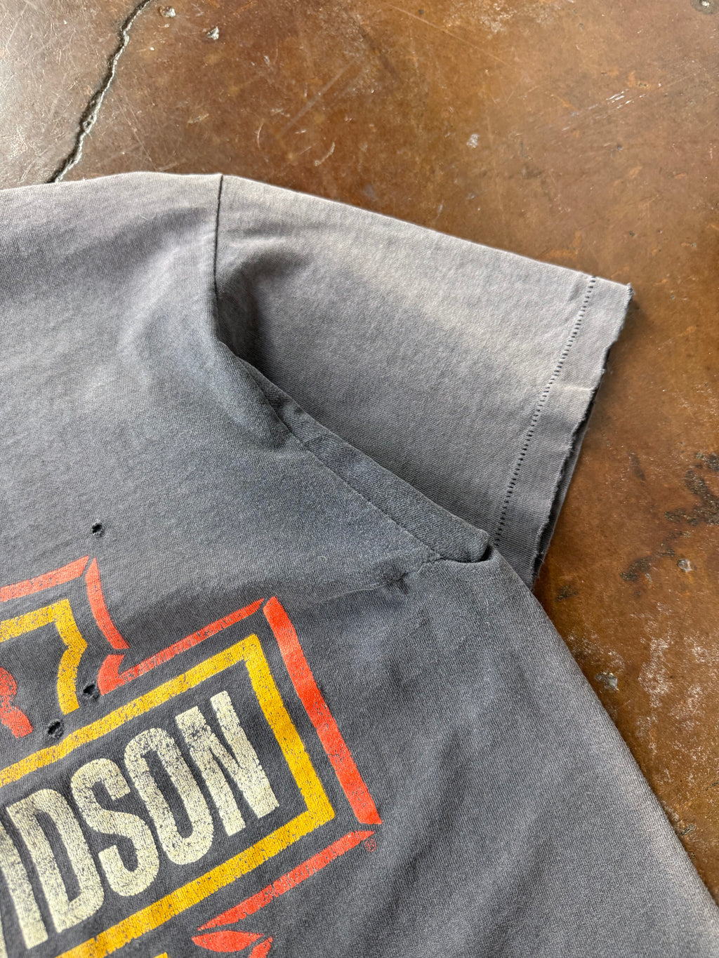 90s faded Harley Davidson "classic logo" biker shirt (LARGE)