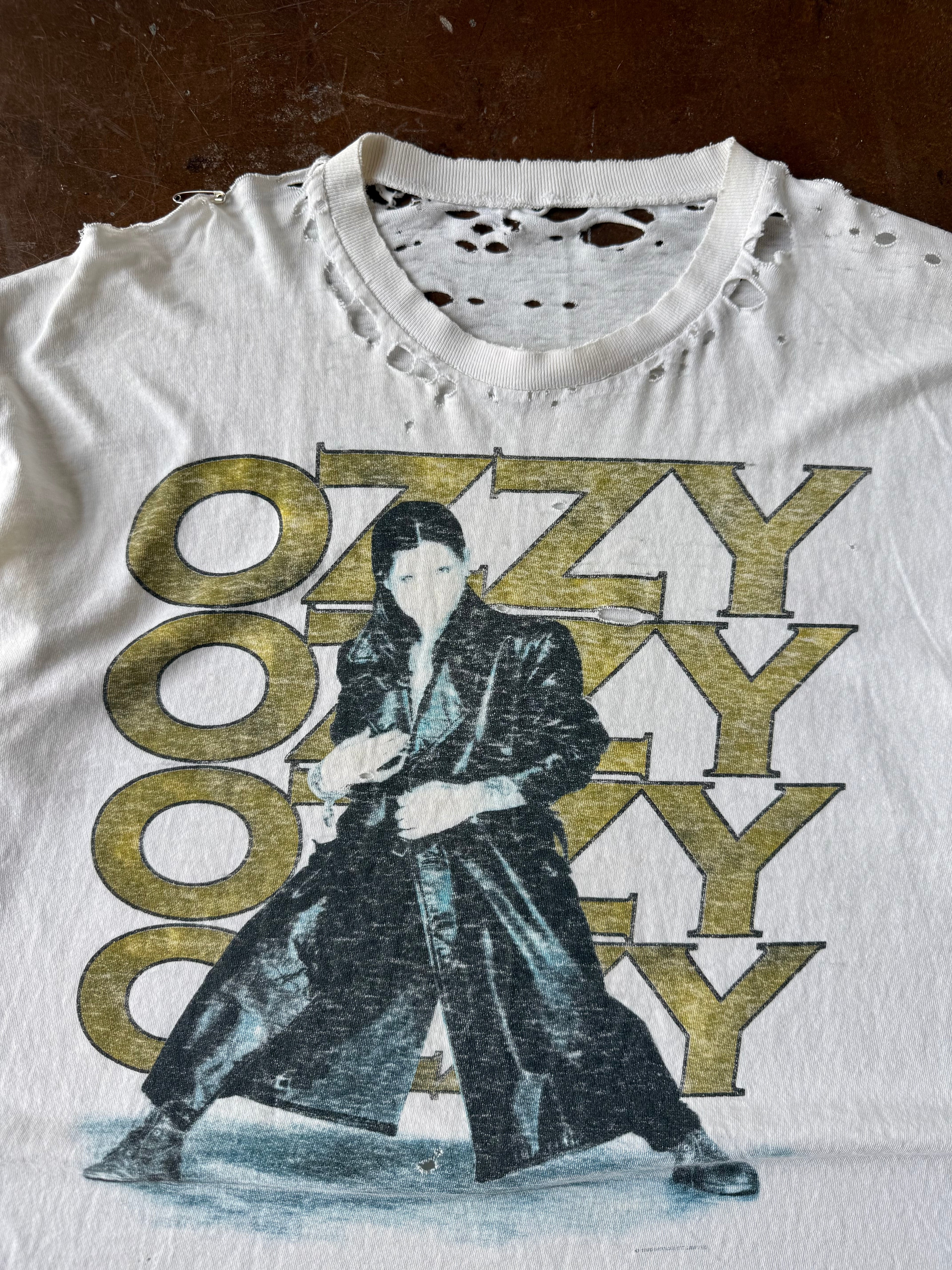 1996 distressed Ozzy Osbourne "retirement sucks" tour shirt XL)