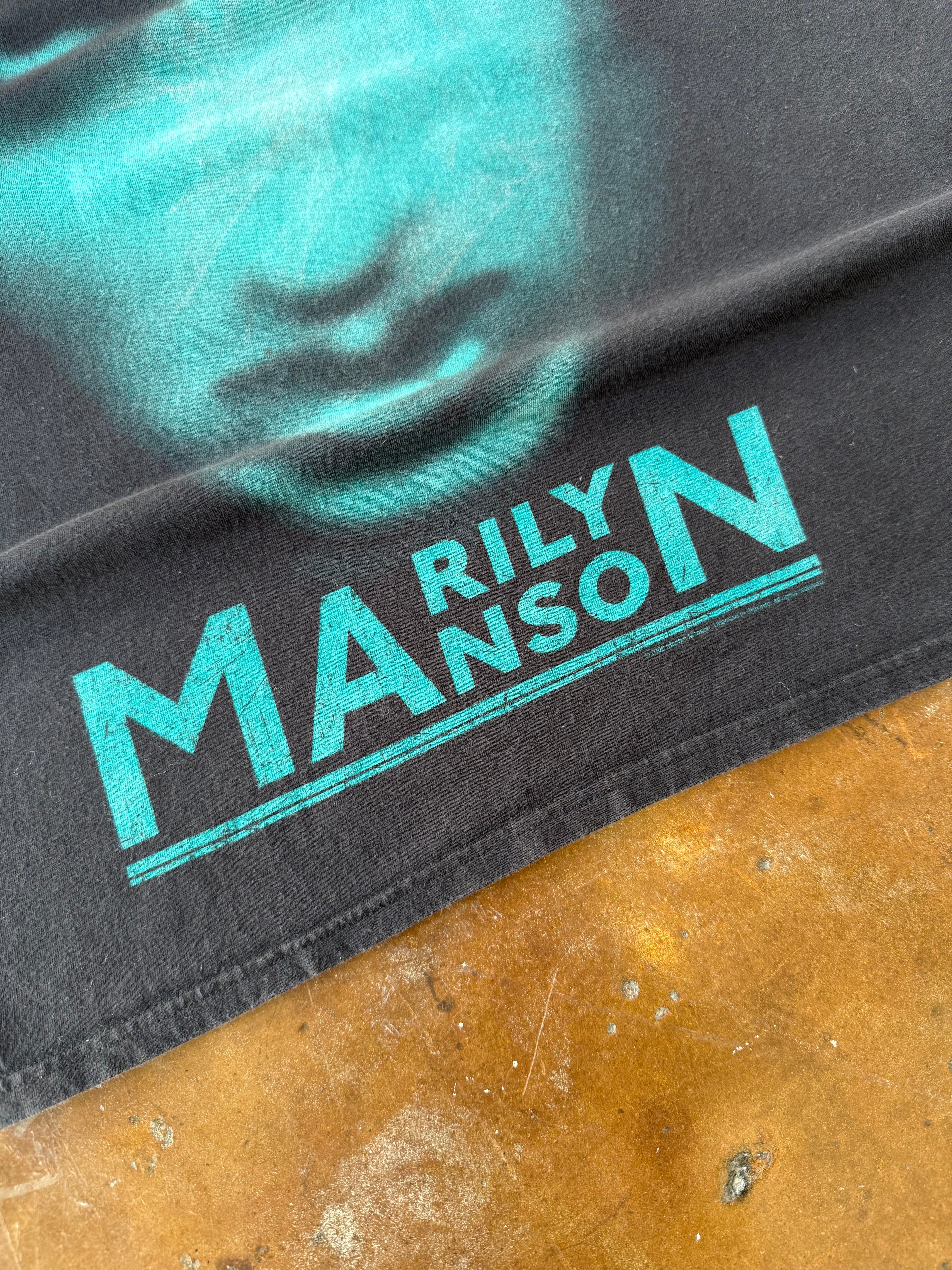 2000s Marilyn Manson band shirt (LARGE)
