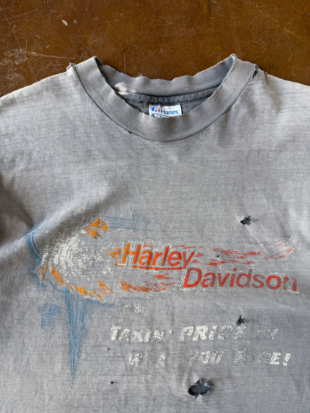 90s faded & lightly distressed Harley Davidson "eagle compass" biker shirt (XL)