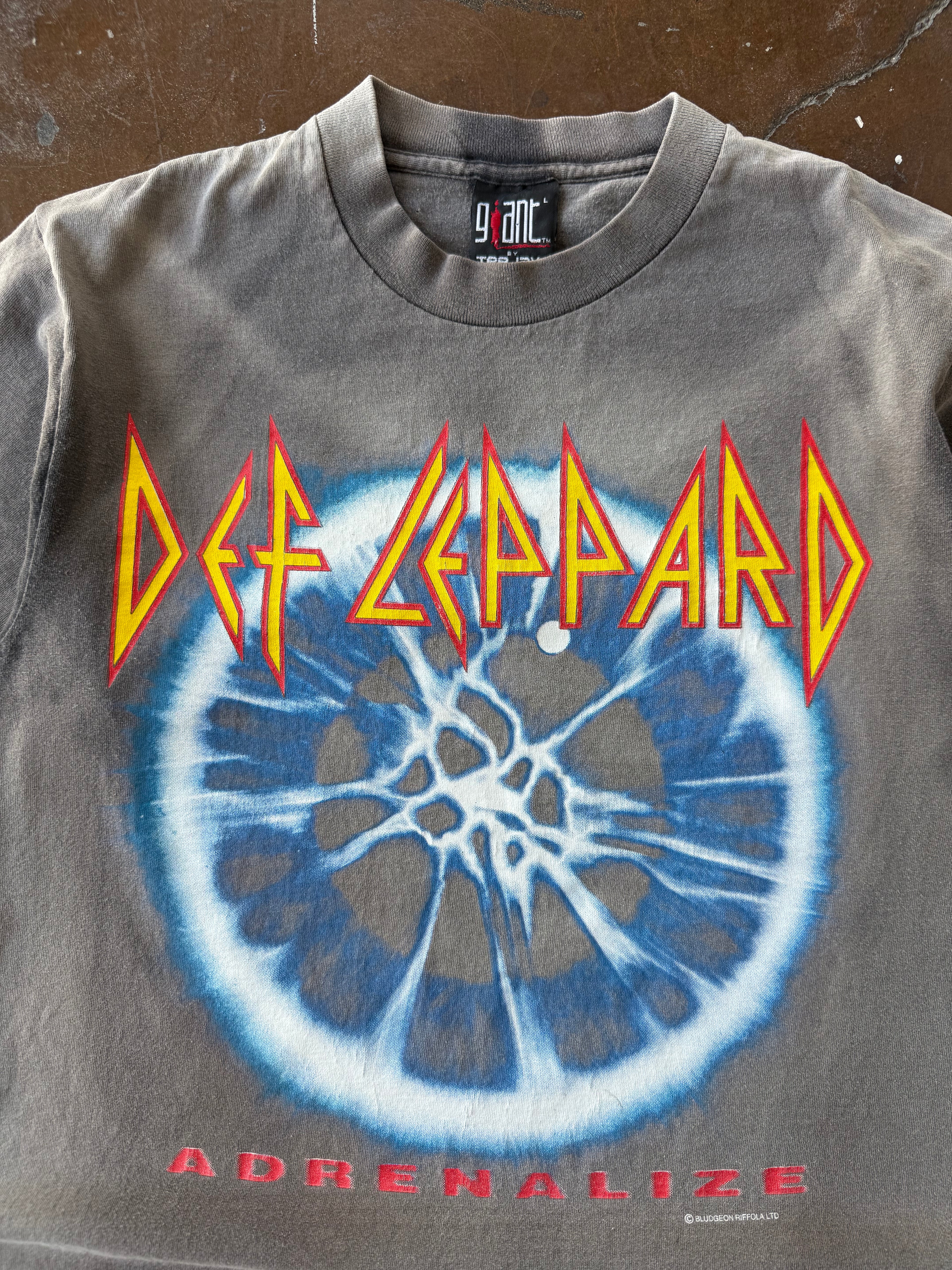 90s faded Def Leppard "adrenalize" band shirt (LARGE)
