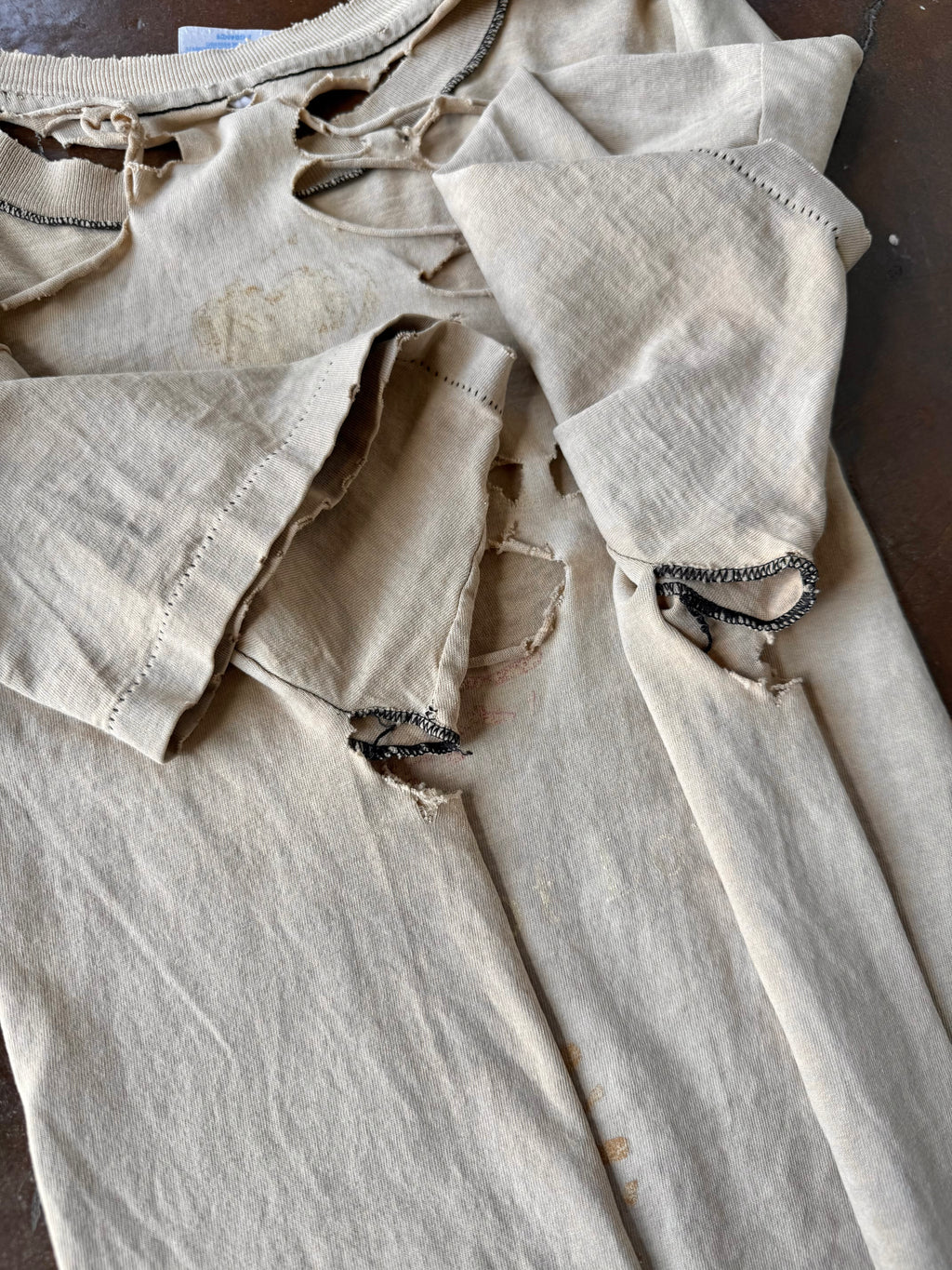 90s faded & distressed Anita Baker "rhythm of love" shirt (XL)