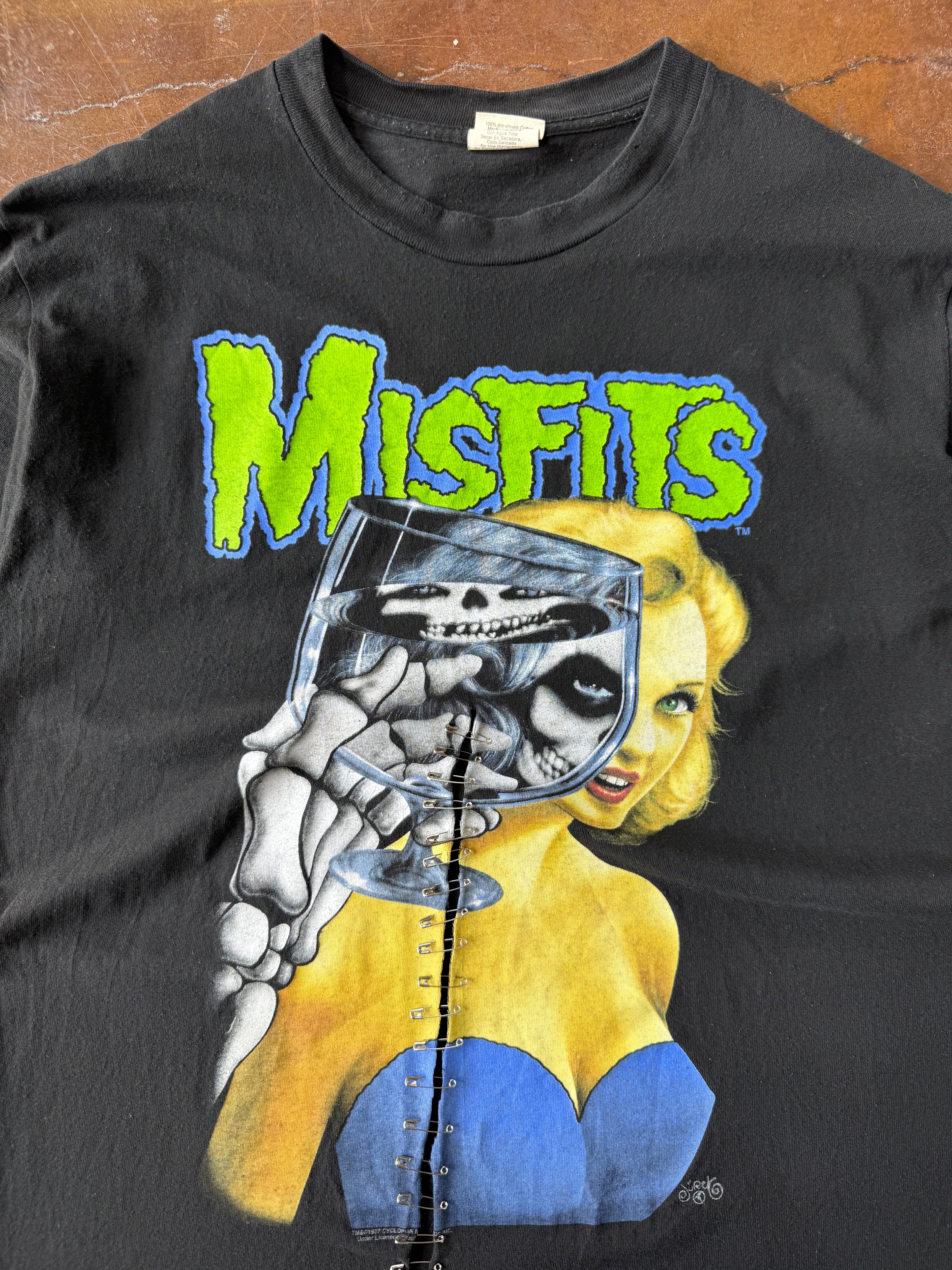 1997 distressed Misfits "20 years of terror" band shirt (XL)