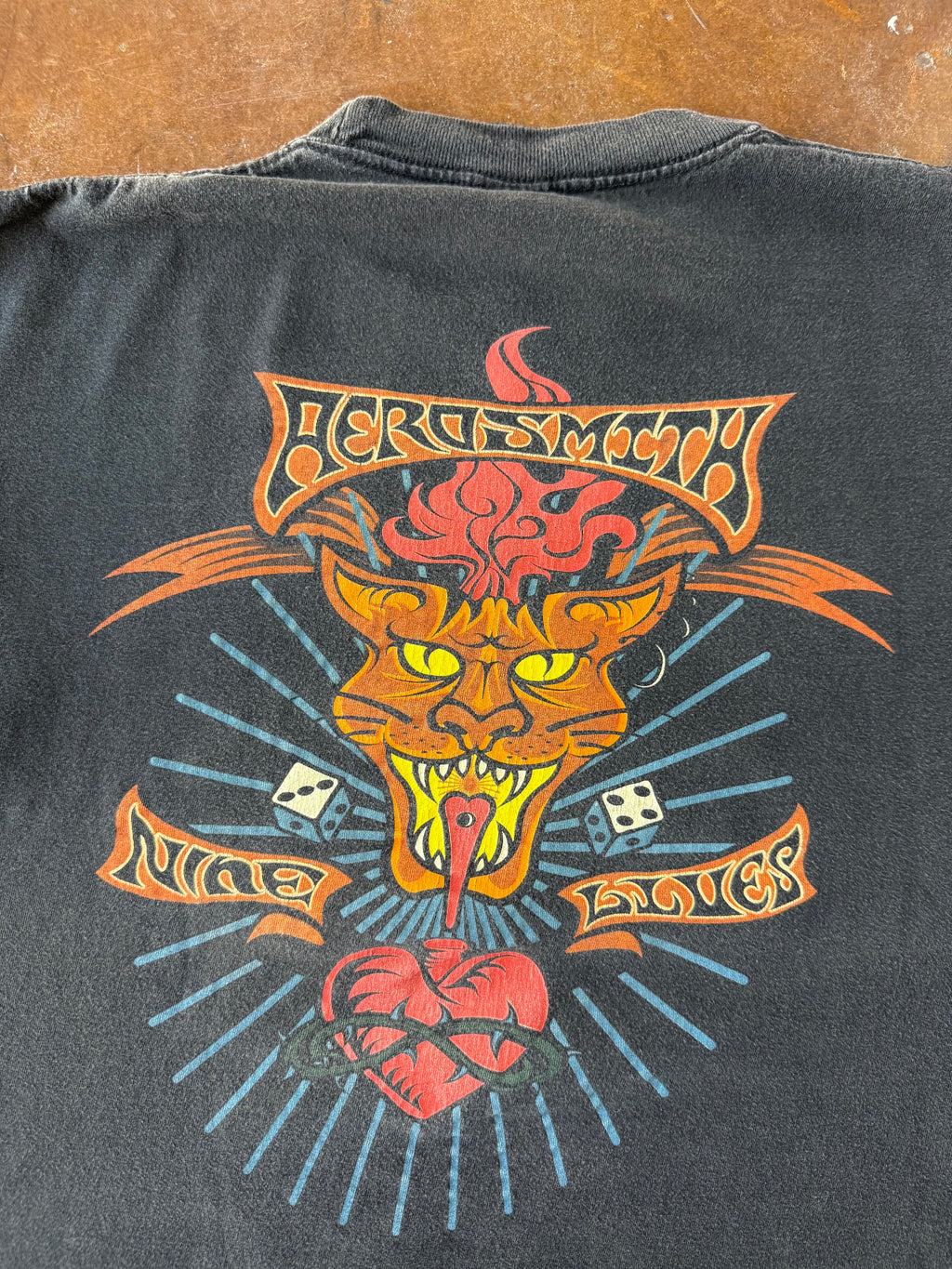 1997 Aerosmith "nine lives" tour shirt (LARGE)
