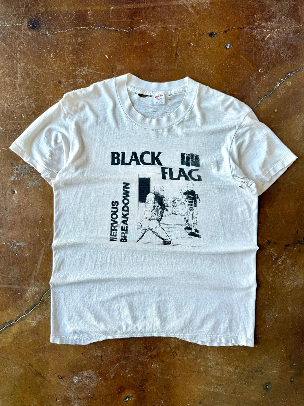 80s lightly distressed Black Flag "nervous breakdown" band shirt (LARGE)