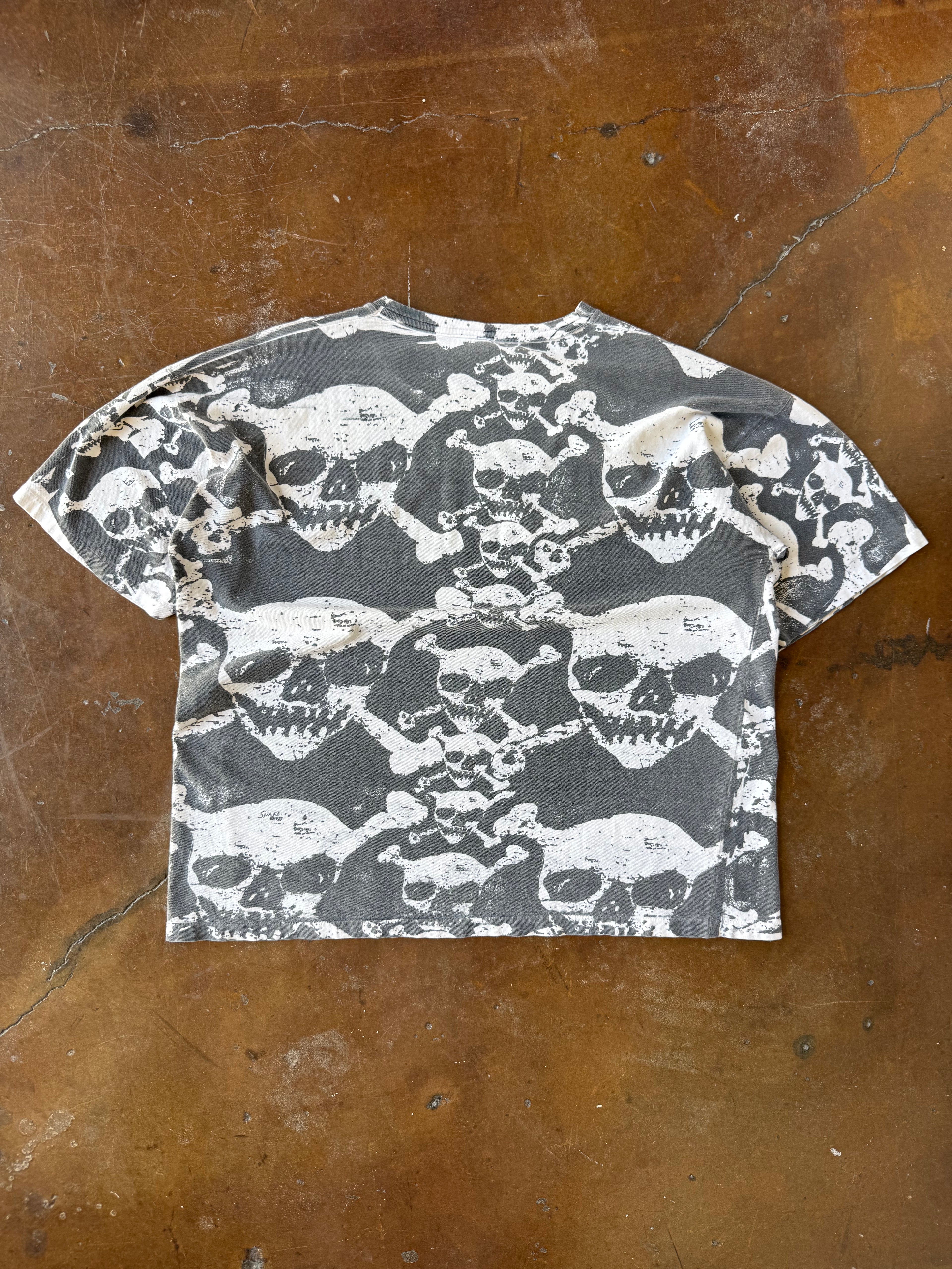 90s Skull & Bones AOP shirt (XL)