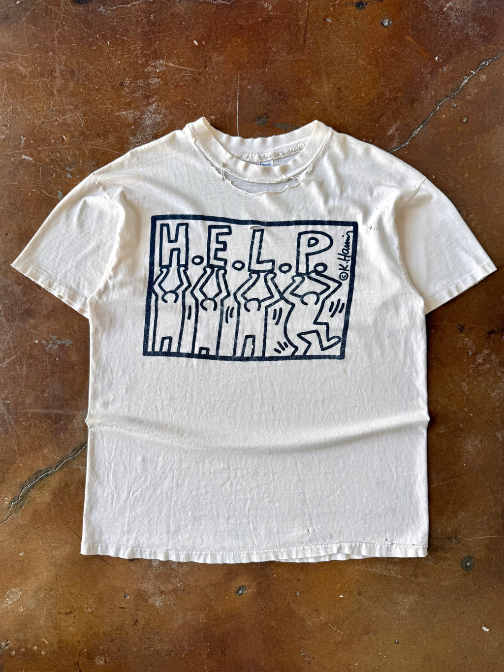 80s distressed Keith Haring "HELP" art shirt (XL)