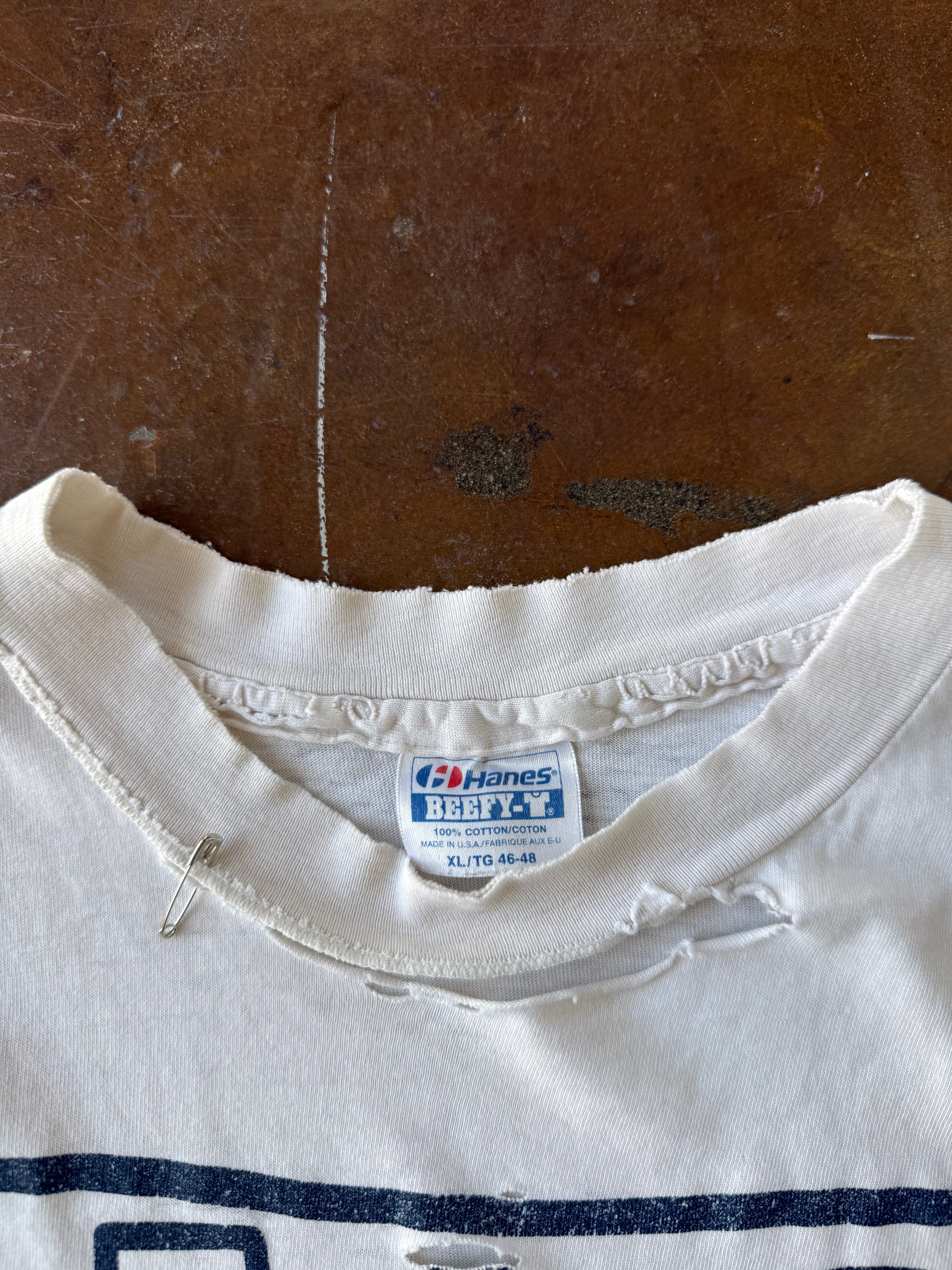 80s distressed Keith Haring "HELP" art shirt (XL)