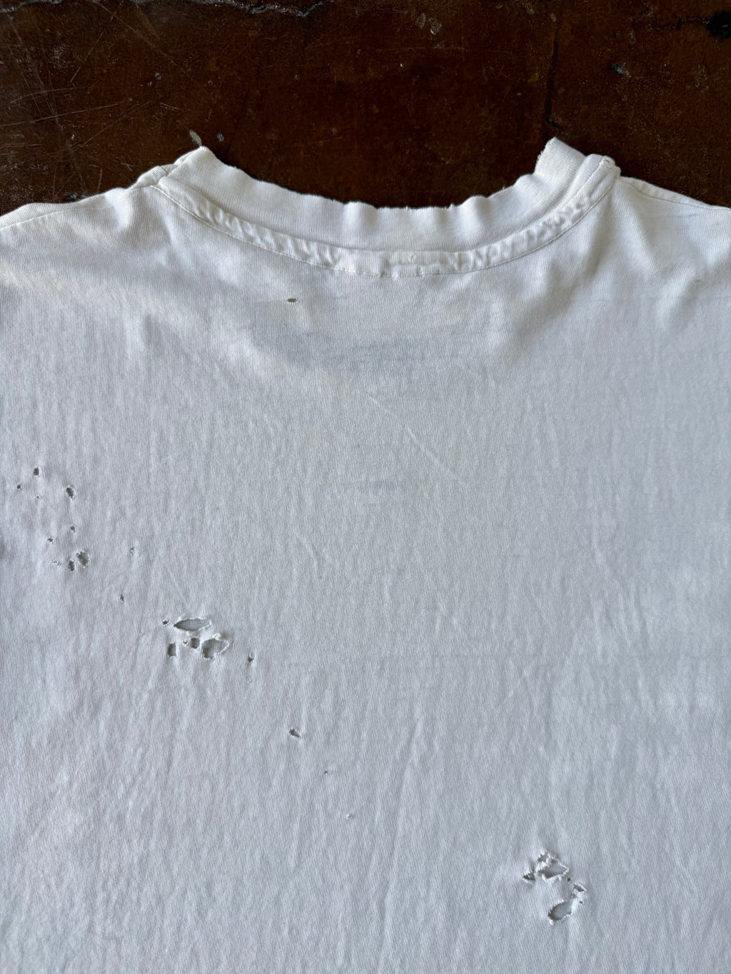 80s distressed Keith Haring "HELP" art shirt (XL)