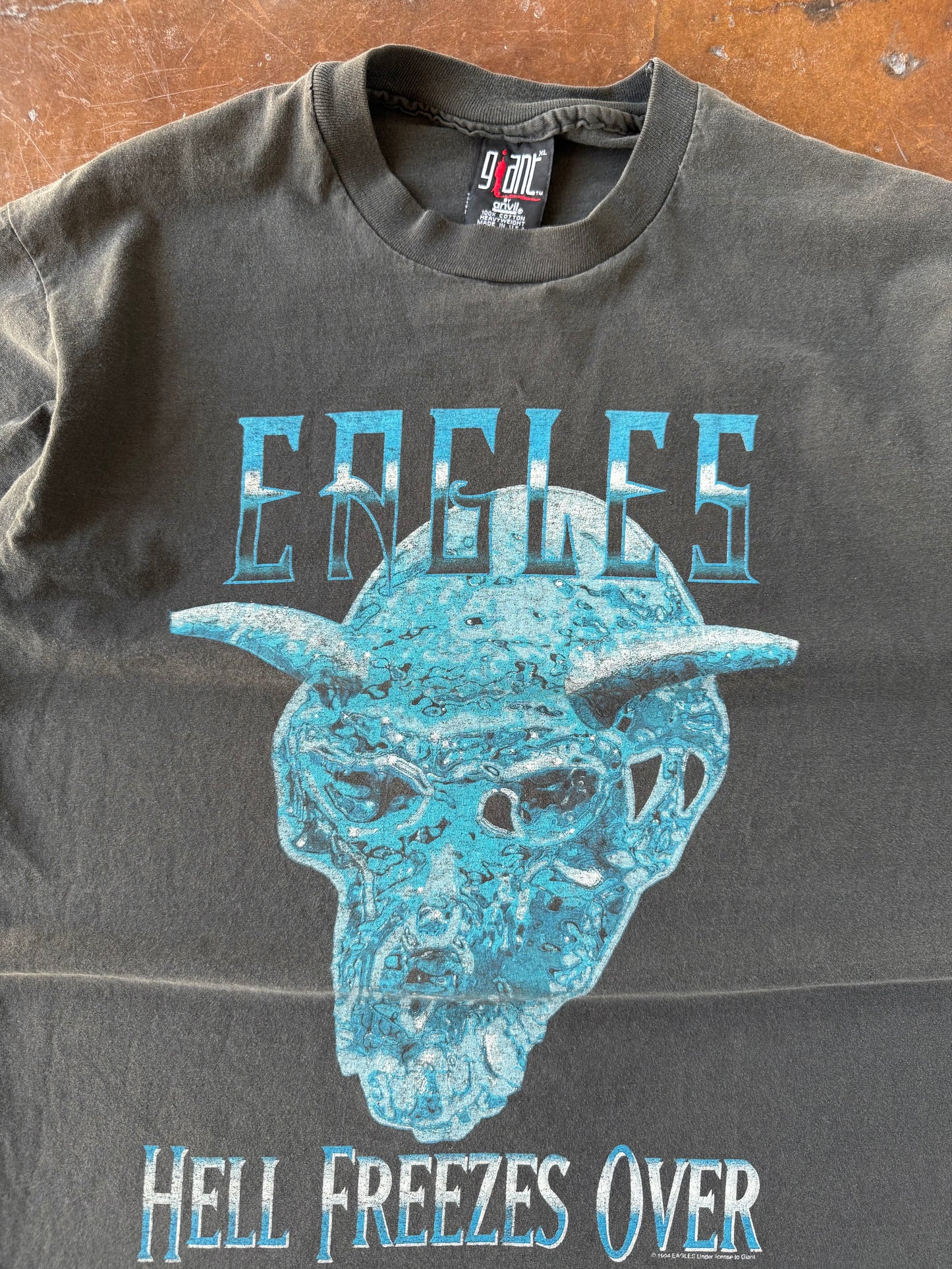 1994 Eagles "hell freezes over" band shirt (XL)