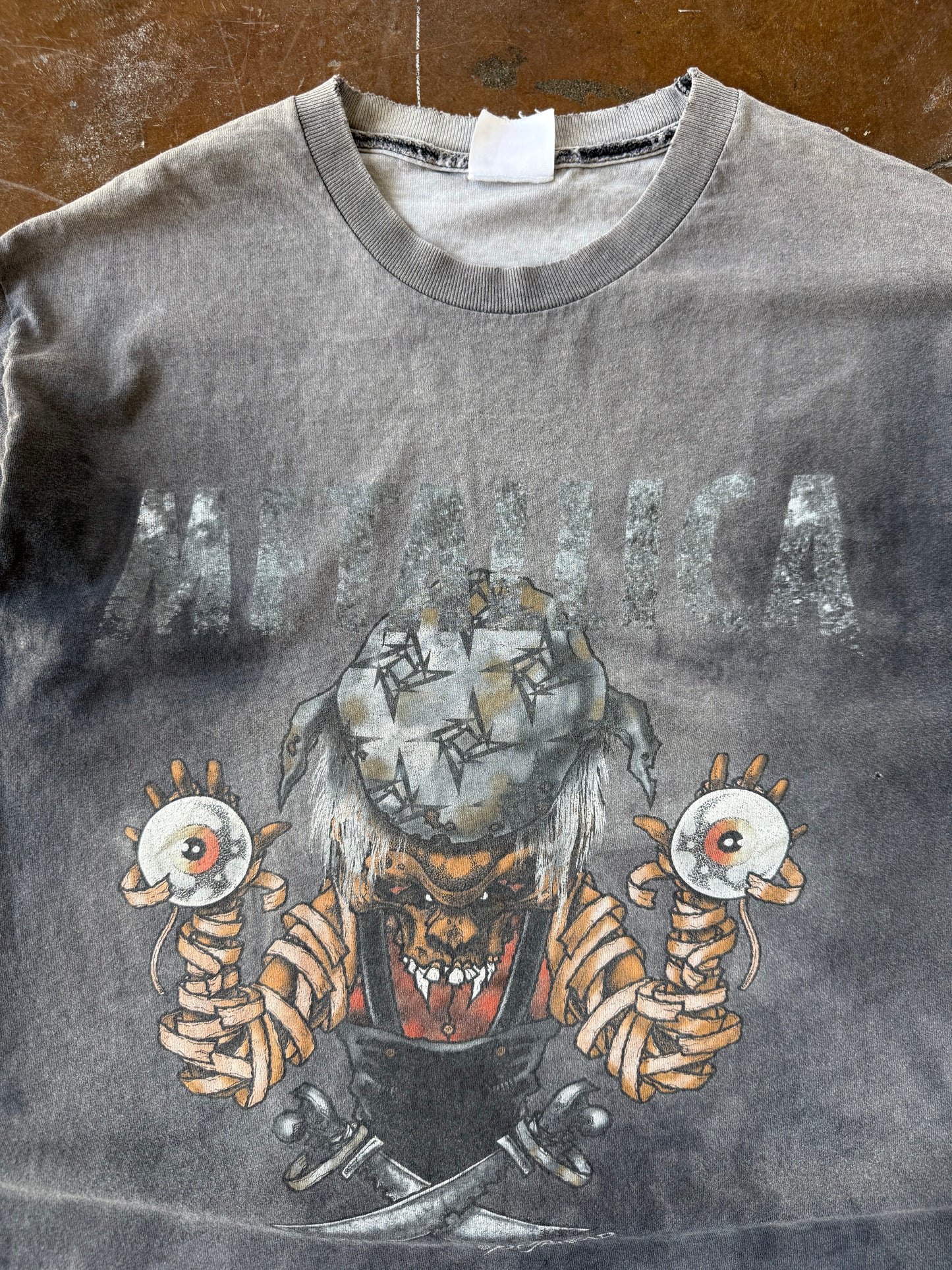 2000s faded Metallica Pushead band shirt (MEDIUM)