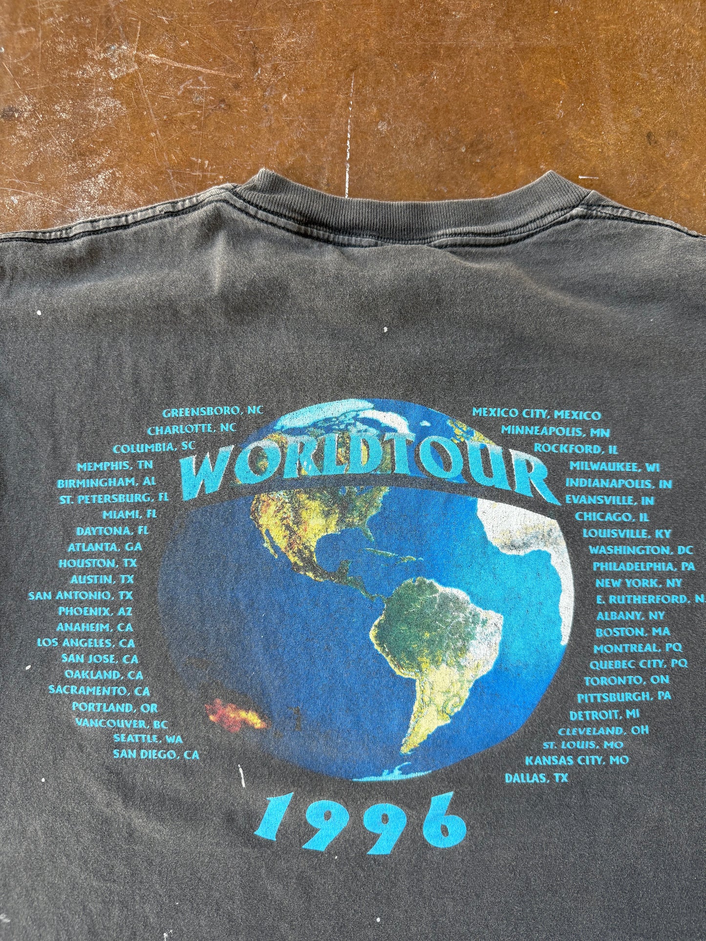 1996 AC/DC "ball breaker" world tour shirt (XL)