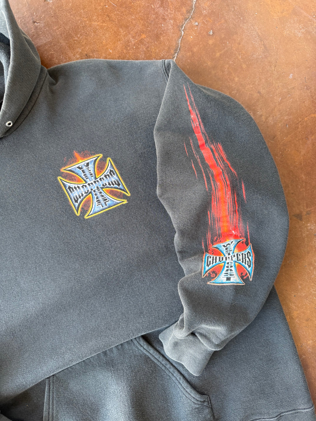 2000s lightly faded West Coast Choppers "streak flame" pullover hoodie (XL)