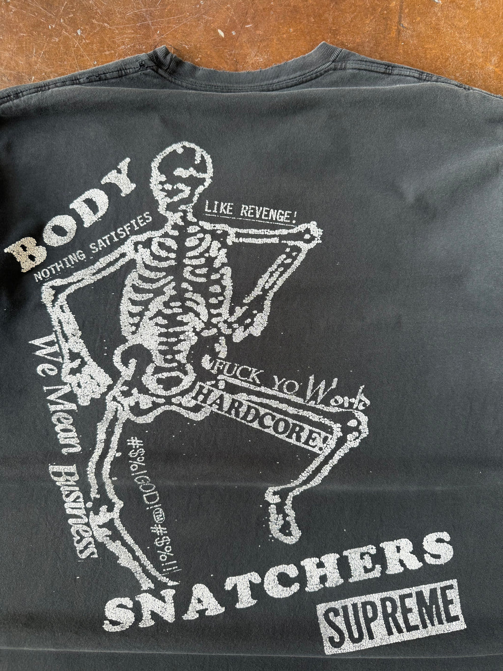 2000s Supreme "body snatchers" skate shirt (XL)