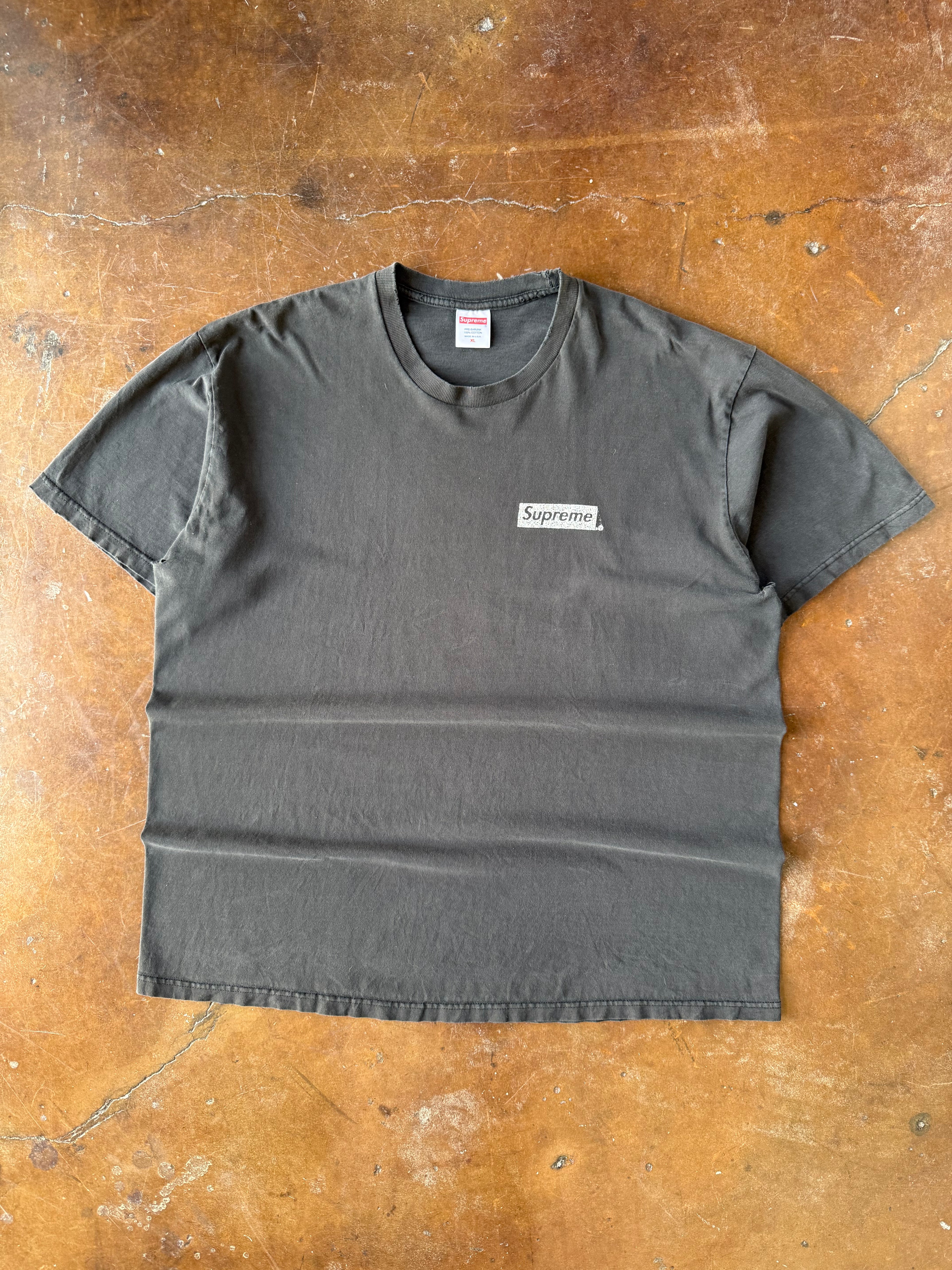 2000s Supreme "body snatchers" skate shirt (XL)