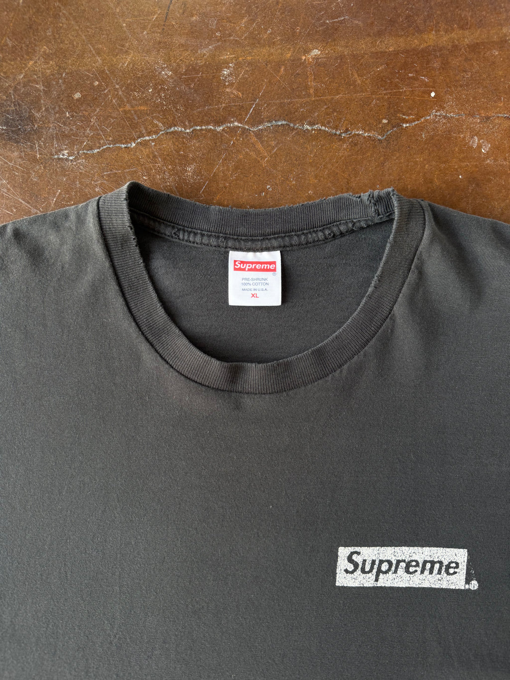 2000s Supreme "body snatchers" skate shirt (XL)