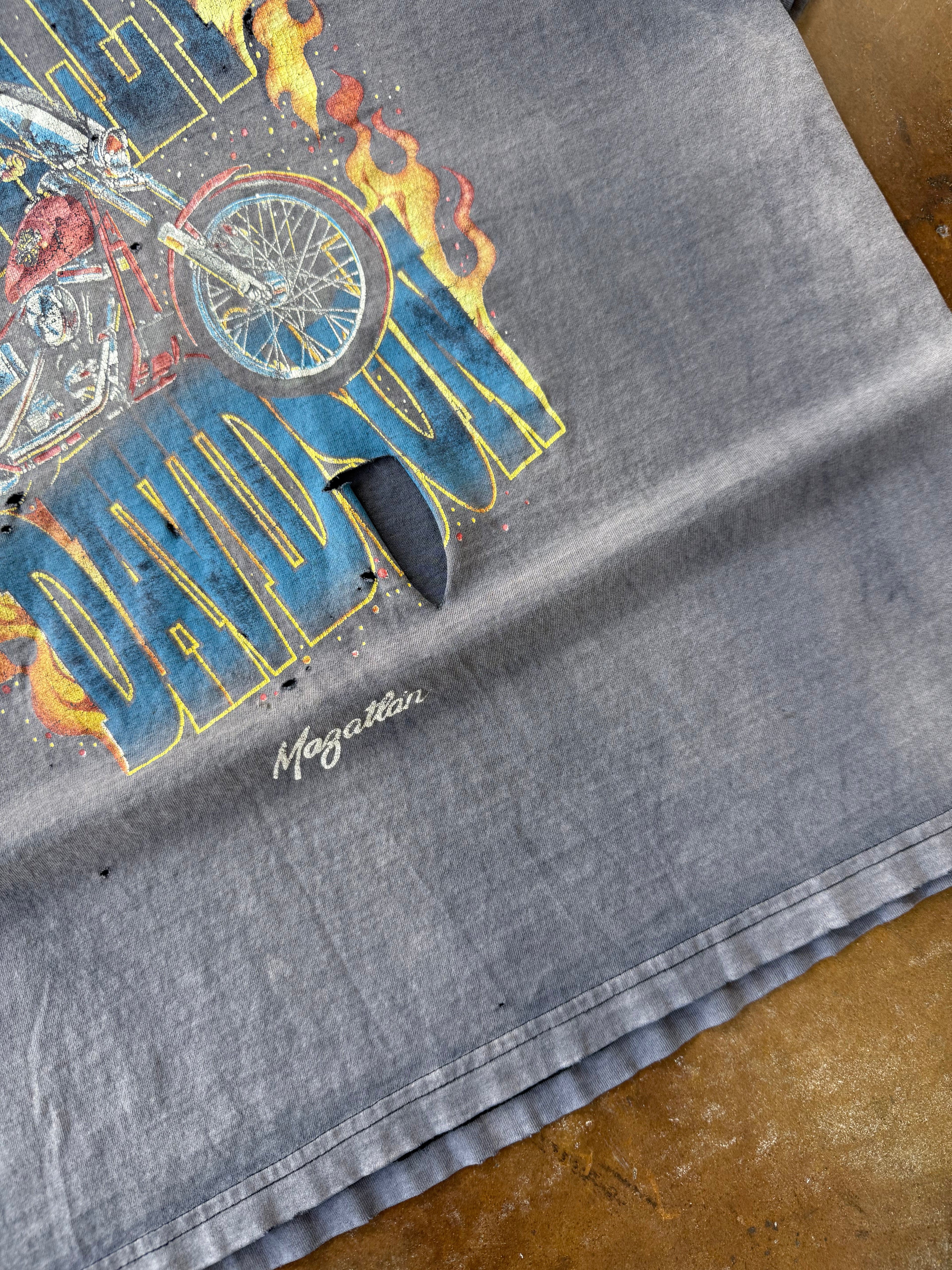 90s faded & distressed Harley Davidson "flame bike" biker shirt (XL)