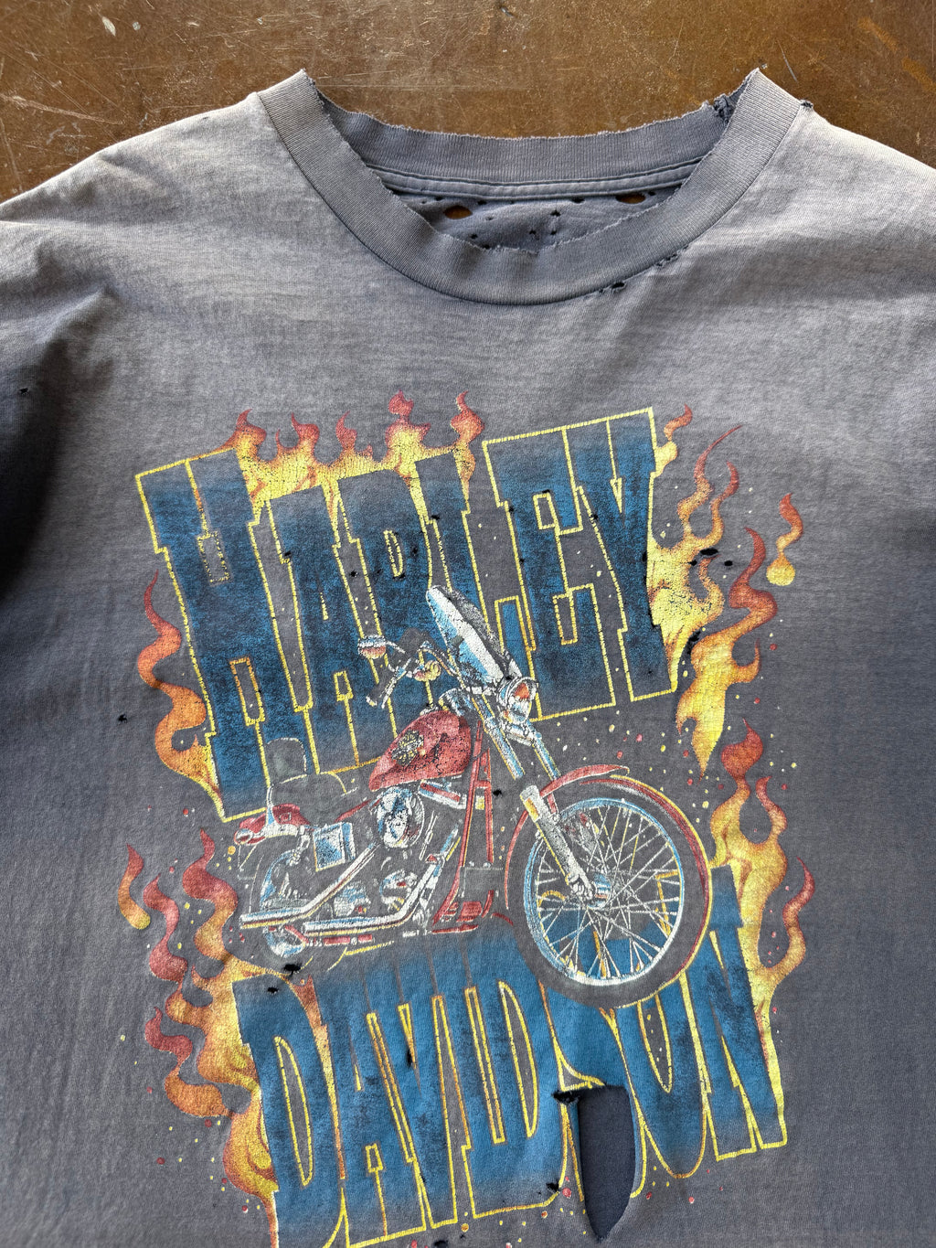 90s faded & distressed Harley Davidson "flame bike" biker shirt (XL)
