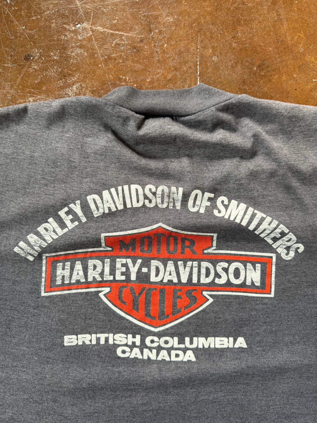 90s Harley Davidson "lone wolf" canada biker shirt (XL)
