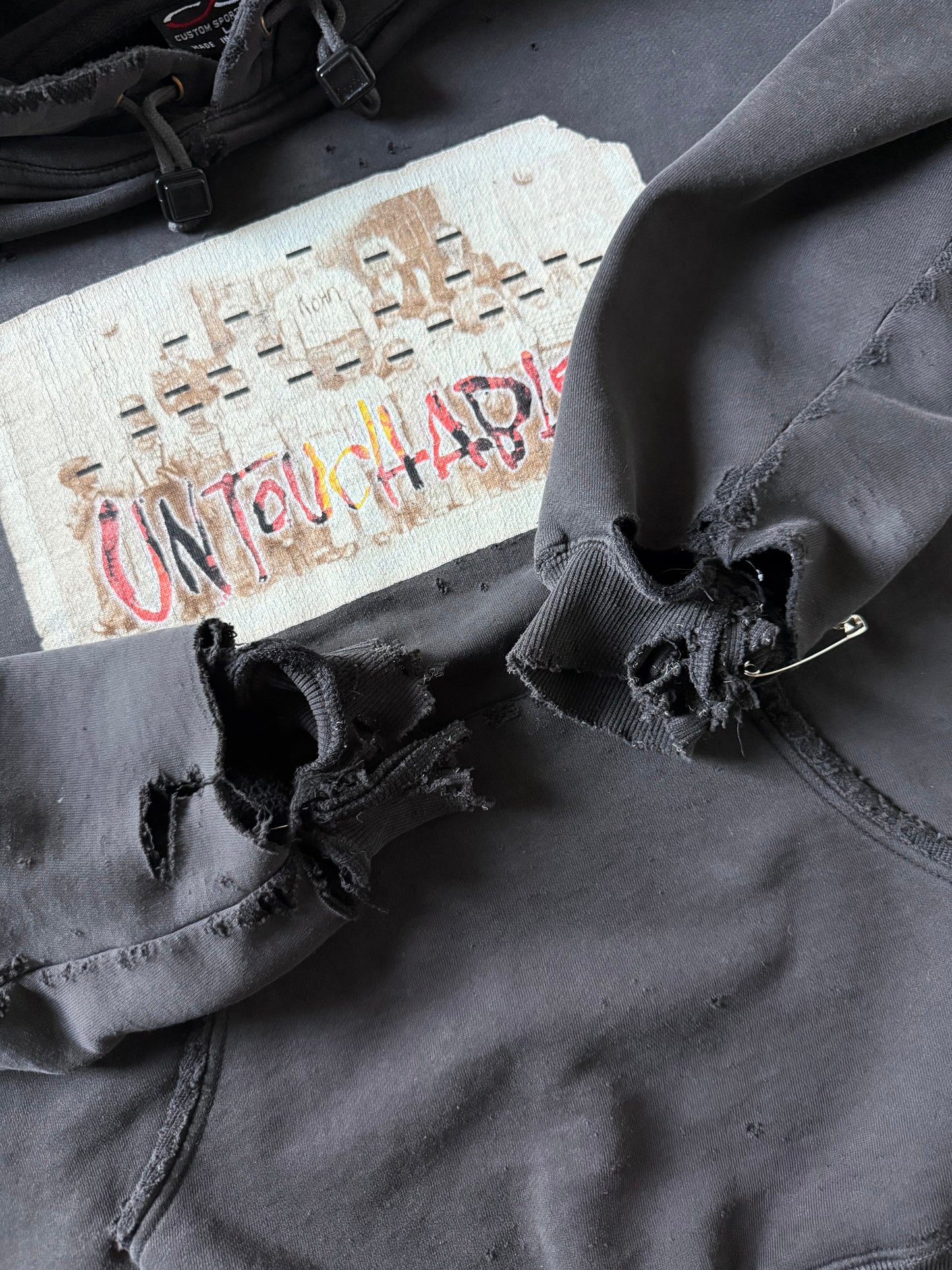 2002 distressed Korn "untouchables" album promo hoodie (LARGE)