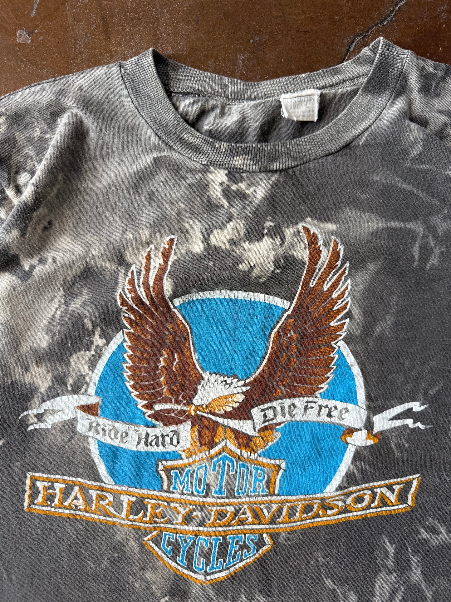 80s faded Harley Davidson "eagle banner" biker shirt (LARGE)